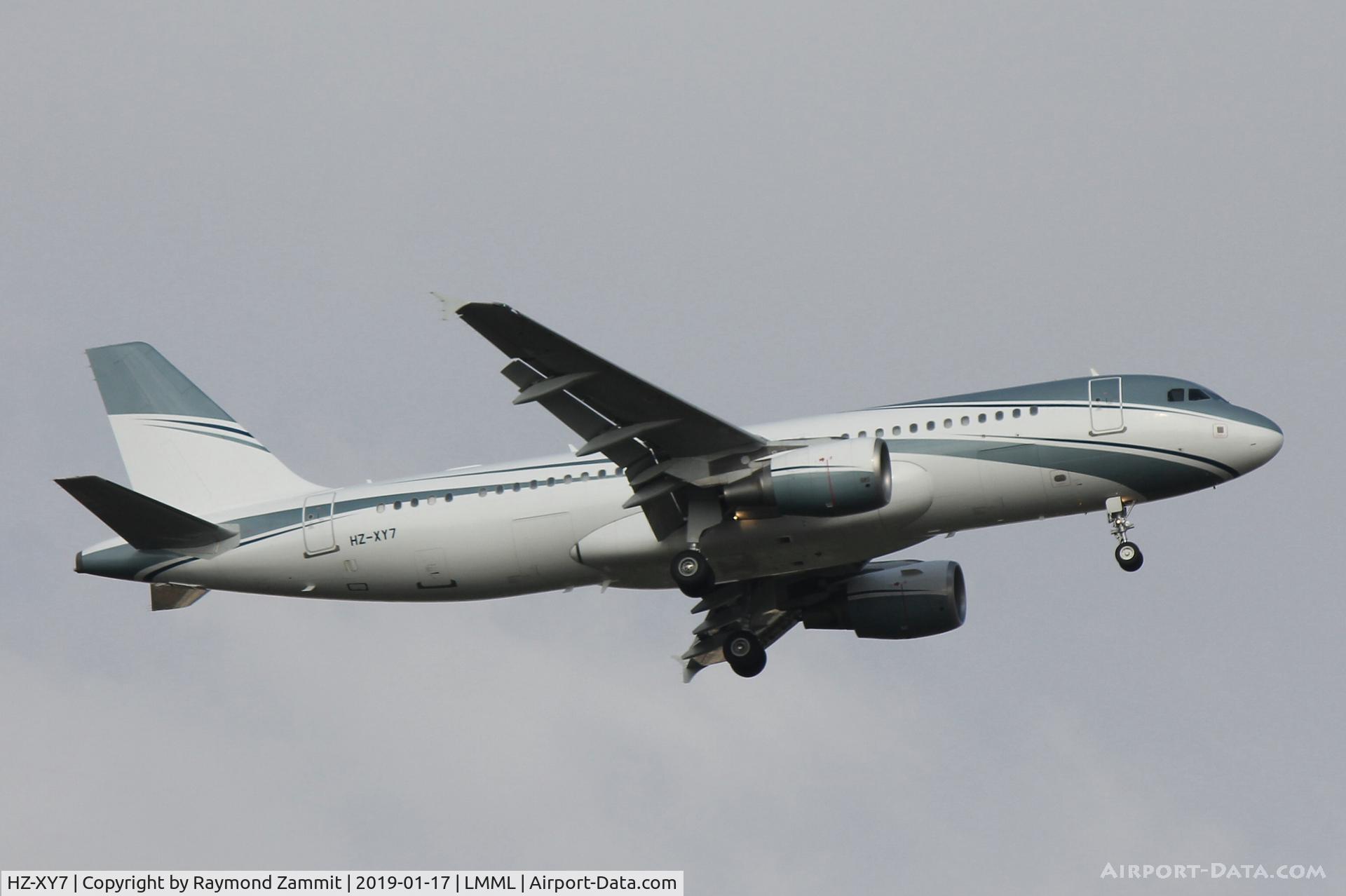 HZ-XY7, 2004 Airbus A320-214 C/N 2165, A320 HZ-XY7 National Air Services