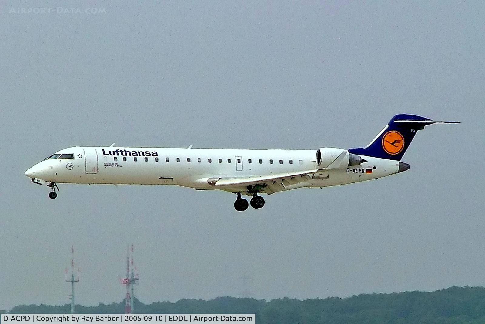 D-ACPD, 2001 Canadair CRJ-701ER (CL-600-2C10) Regional Jet C/N 10015, D-ACPD   Canadair CRJ-700 [10015] (Lufthansa Regional / CityLine) Dusseldorf~D 10/09/2005