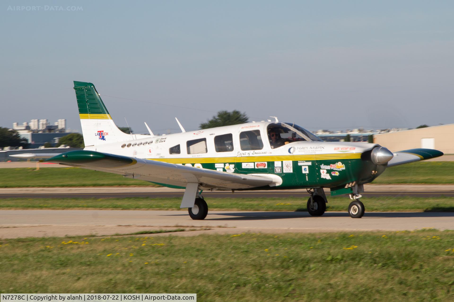 N7278C, 1975 Piper PA-32R-300 Cherokee Lance C/N 32R-7680044, Taxying at AirVenture 2018