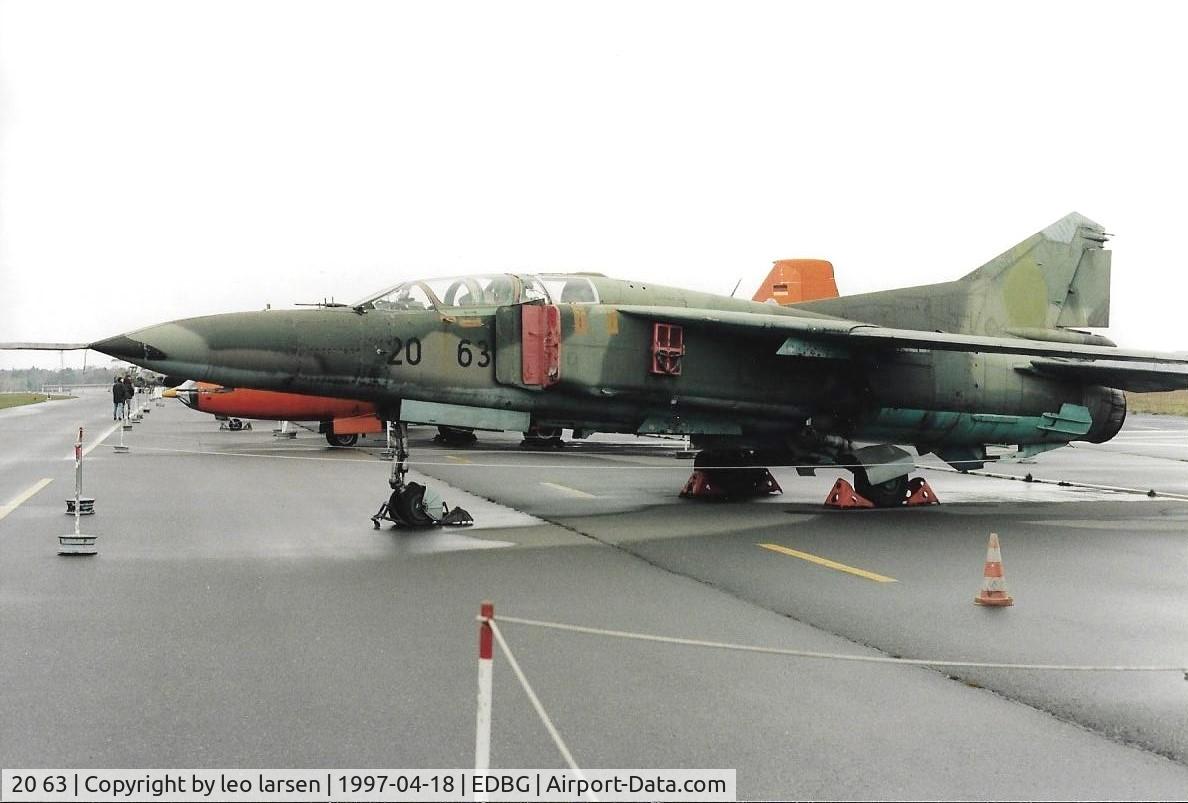 20 63, 1979 Mikoyan-Gurevich MiG-23UB C/N A1037902, Berlin Gatow 18.4.1997