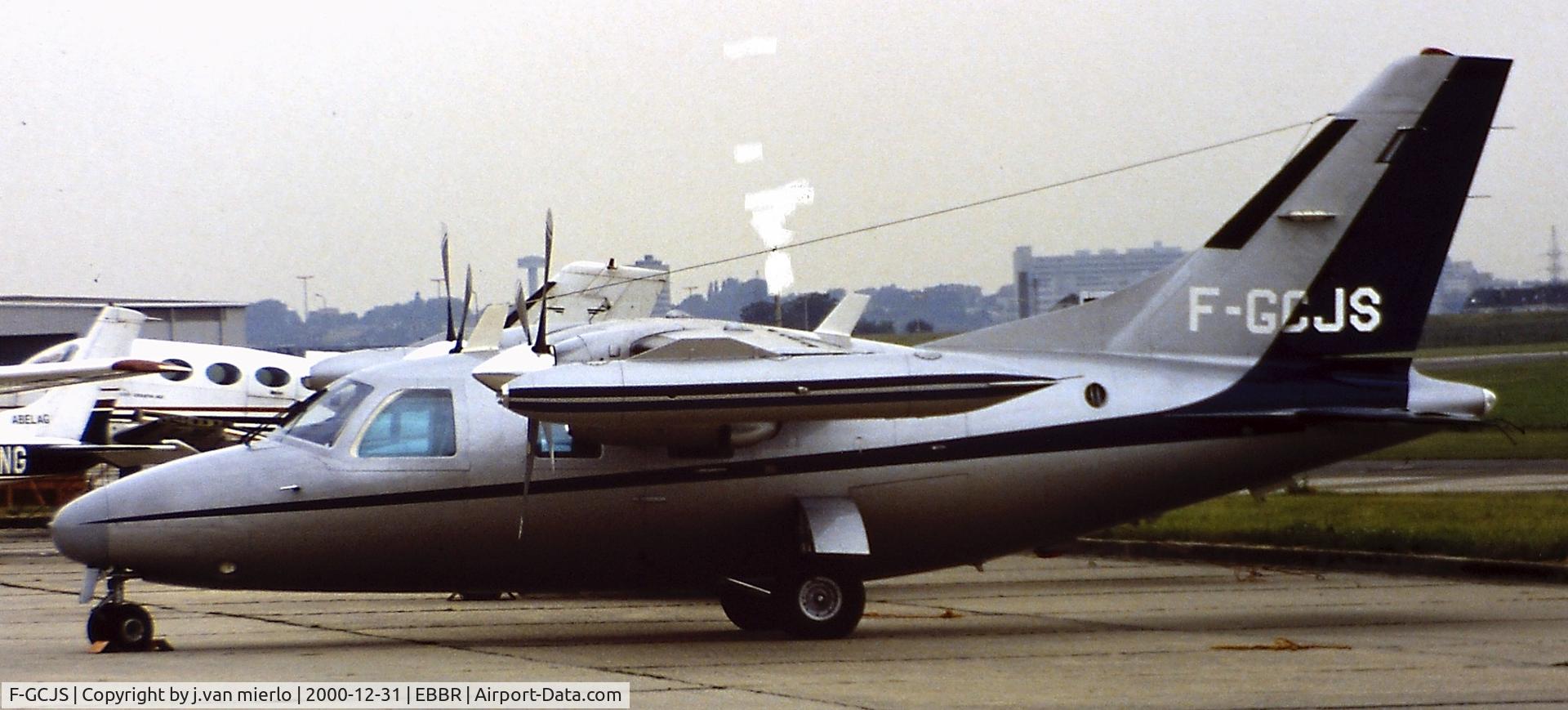 F-GCJS, Mitsubishi MU-2B-40 Solitaire C/N 406SA, Brussels'80s
