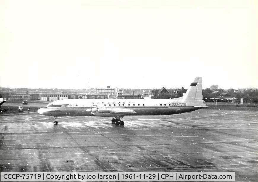 CCCP-75719, 1960 Ilyushin IL-18V C/N 18 000 20 04, Copenhagen 29.11.1961