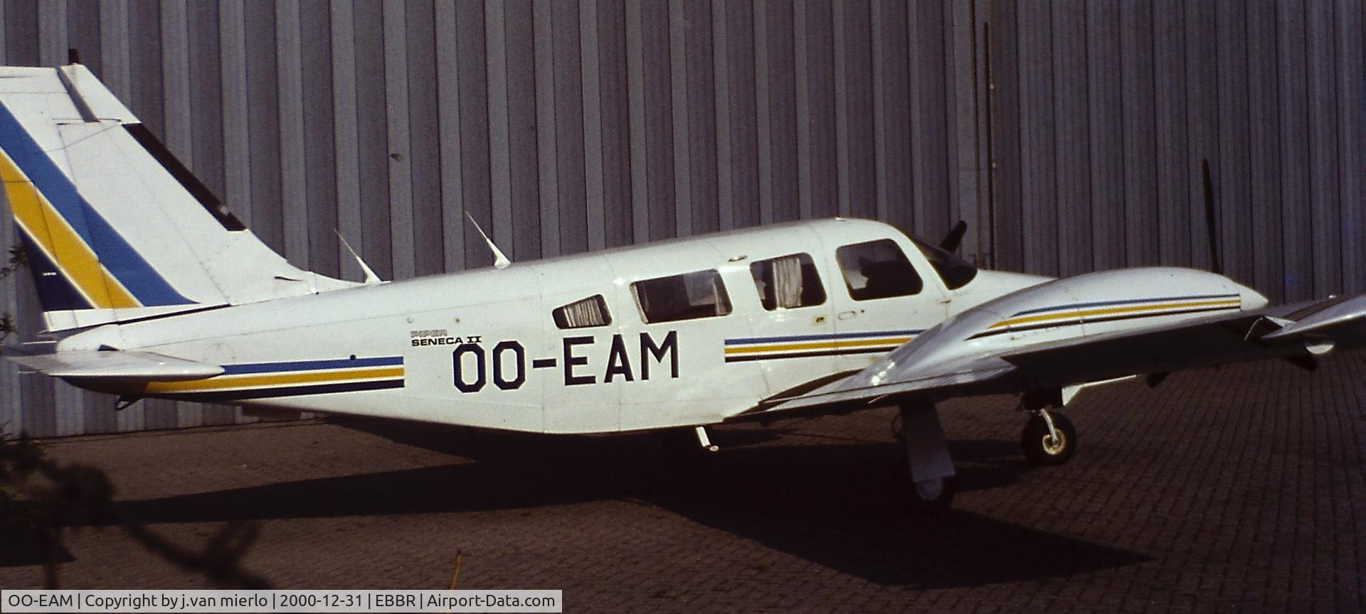 OO-EAM, 1980 Piper PA-34-200T C/N 34-8070308, Brussels, Belgium