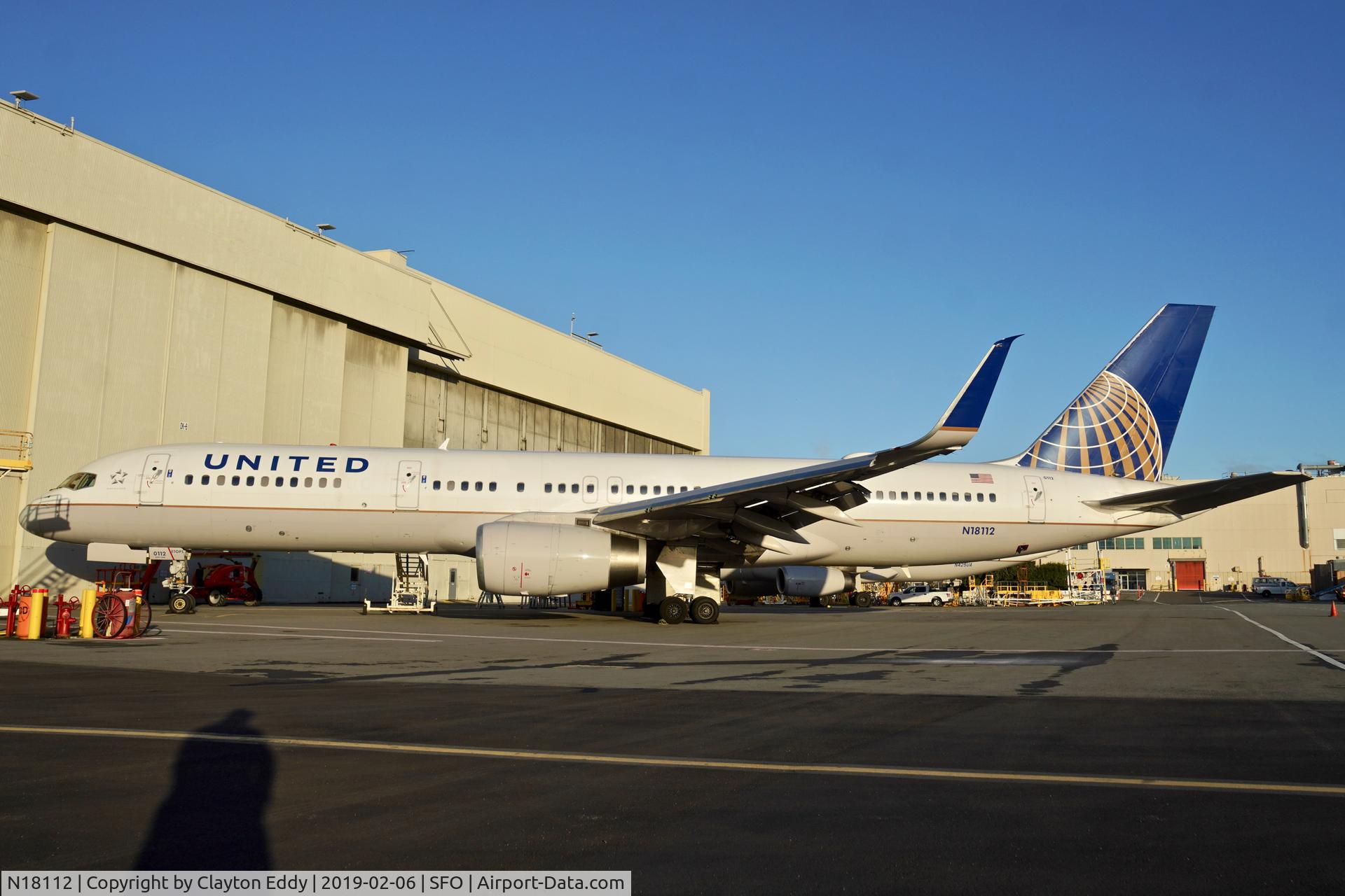 N18112, 1995 Boeing 757-224 C/N 27302, SFO 2019.