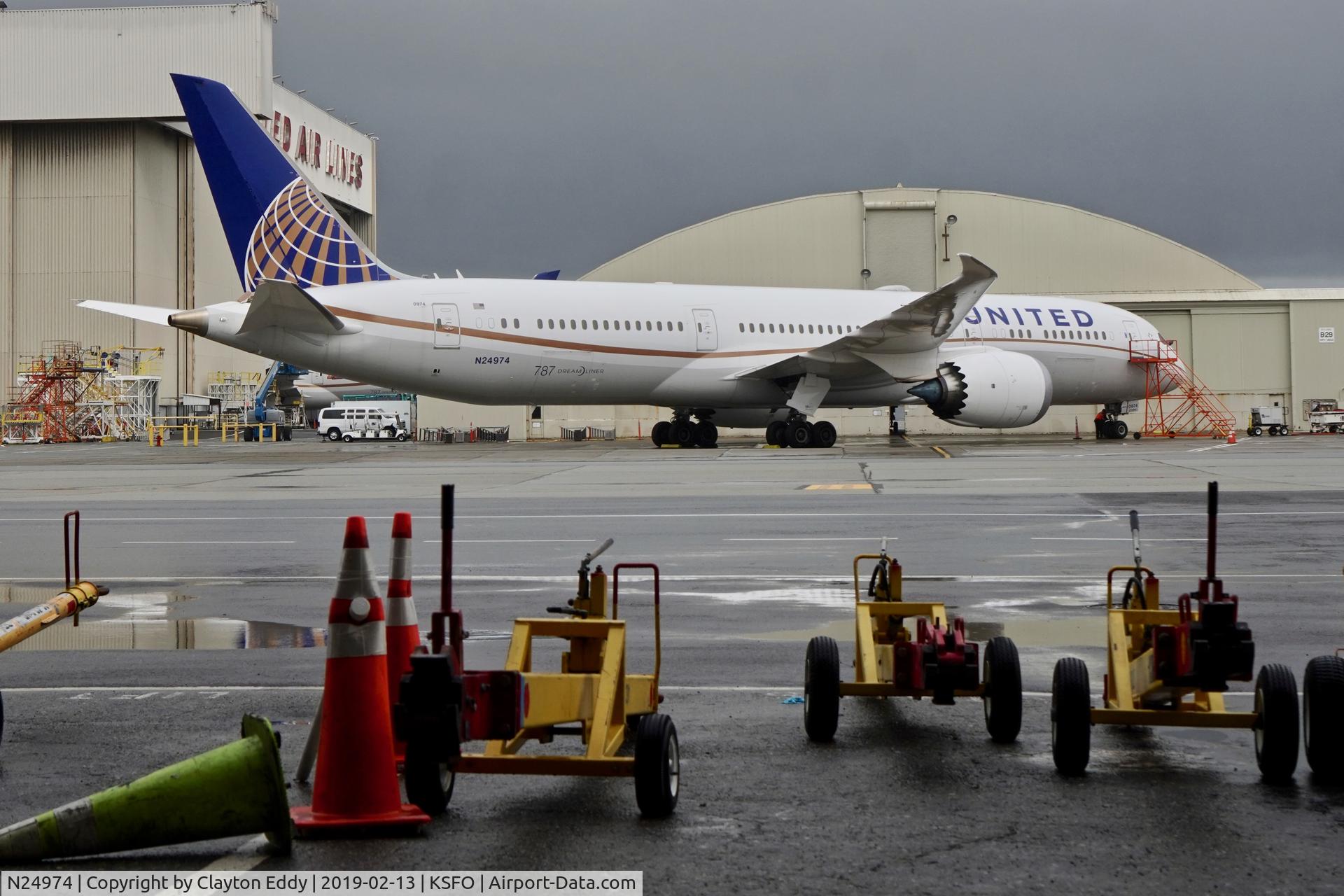 N24974, 2018 Boeing 787-9 Dreamliner Dreamliner C/N 40942, SFO 2019.