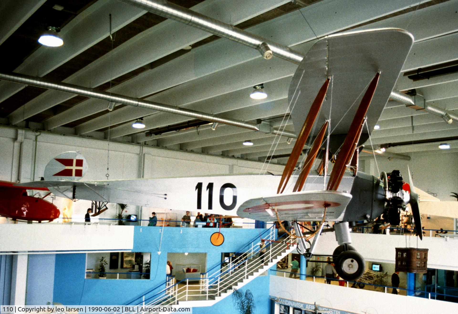 110, 1927 Avro 504N C/N 49, Billund Museum 2.6.1990