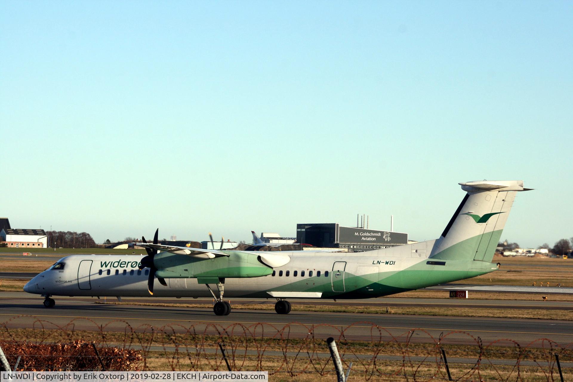 LN-WDI, 2009 De Havilland Canada DHC-8-402Q Dash 8 C/N 4286, LN-WDI landed rw 04L