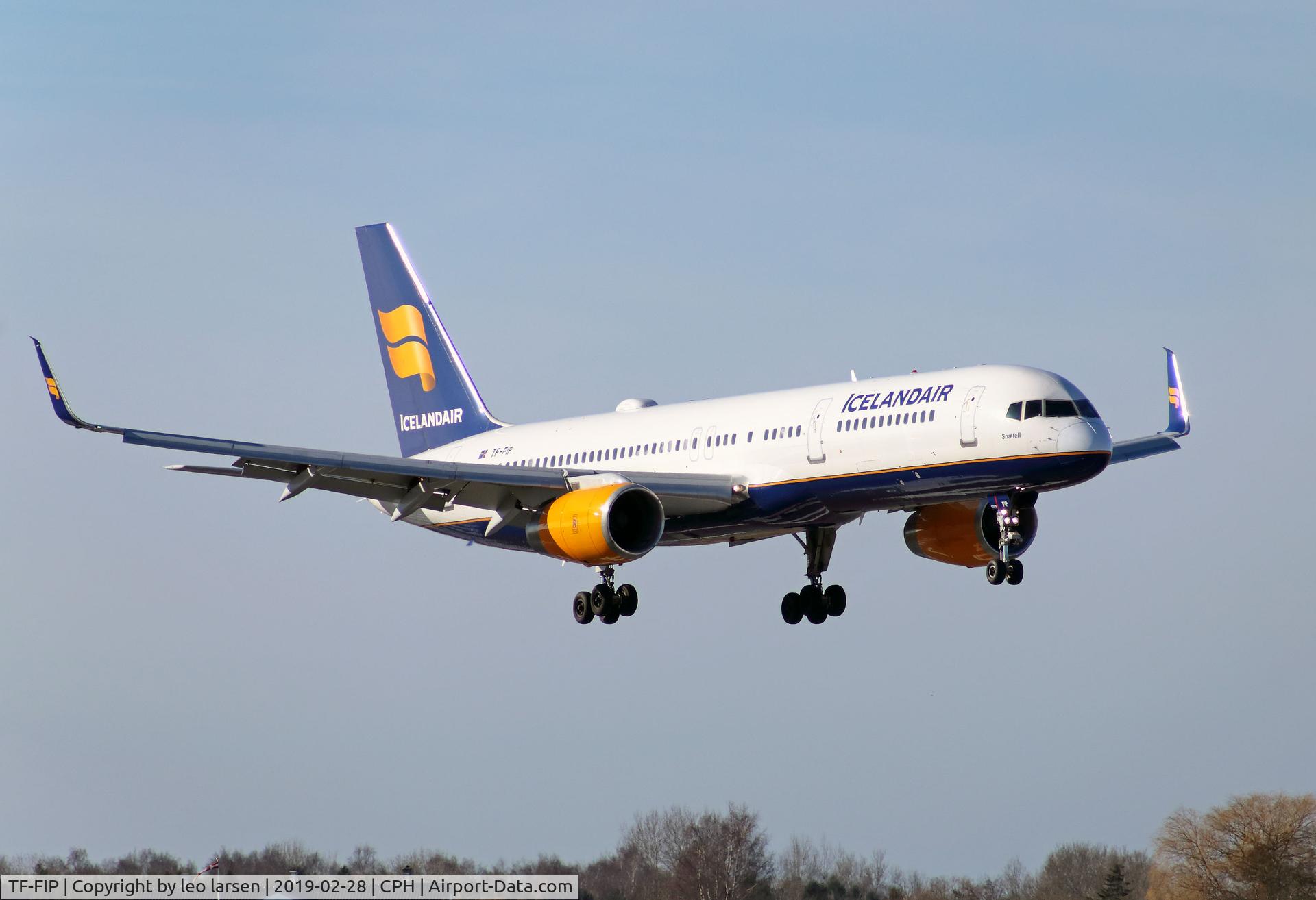 TF-FIP, 2000 Boeing 757-208 C/N 30423, Copenhagen 28.2.2019 L/D R-04L