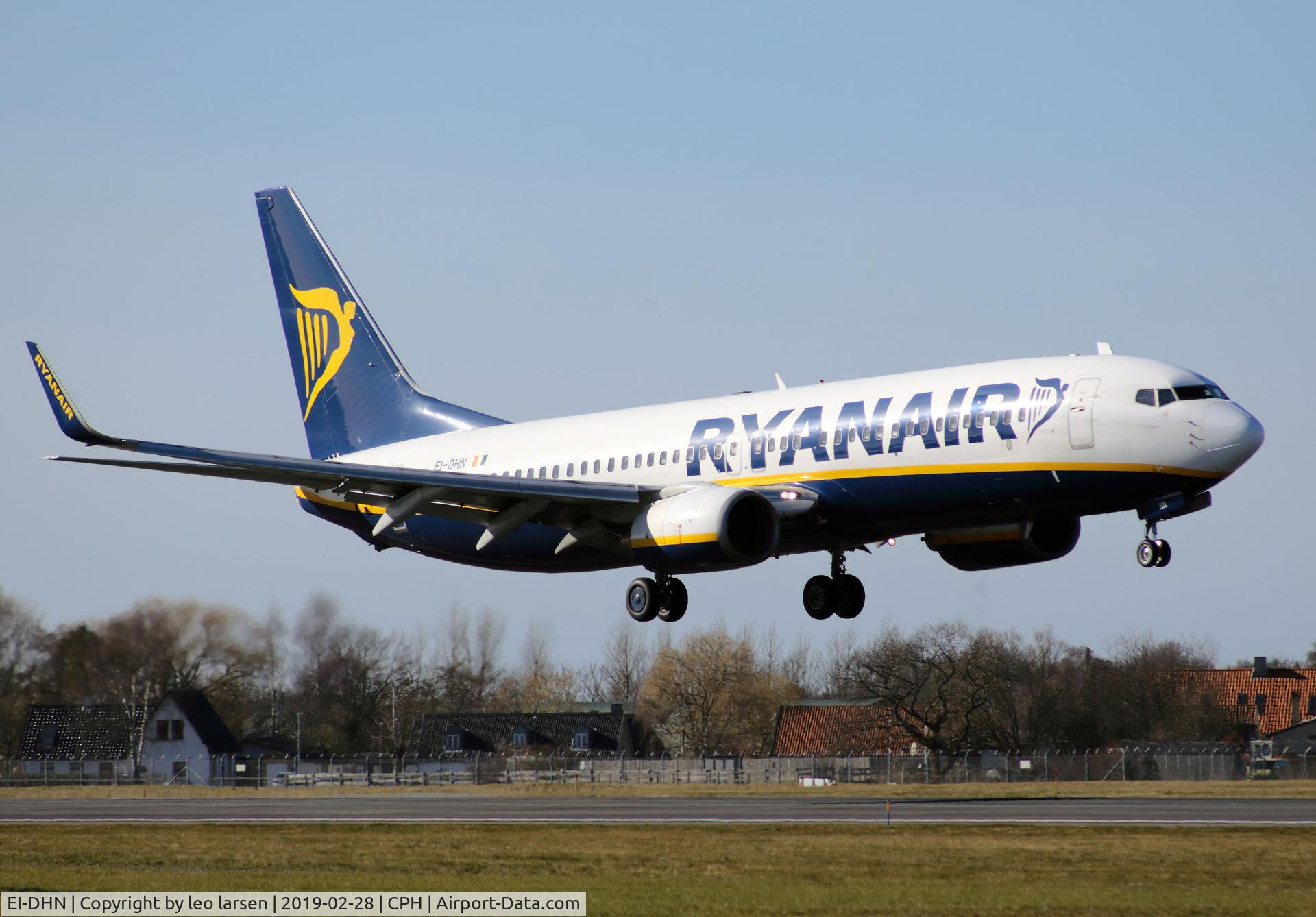 EI-DHN, 2005 Boeing 737-8AS C/N 33577, Copenhagen 28.2.2019