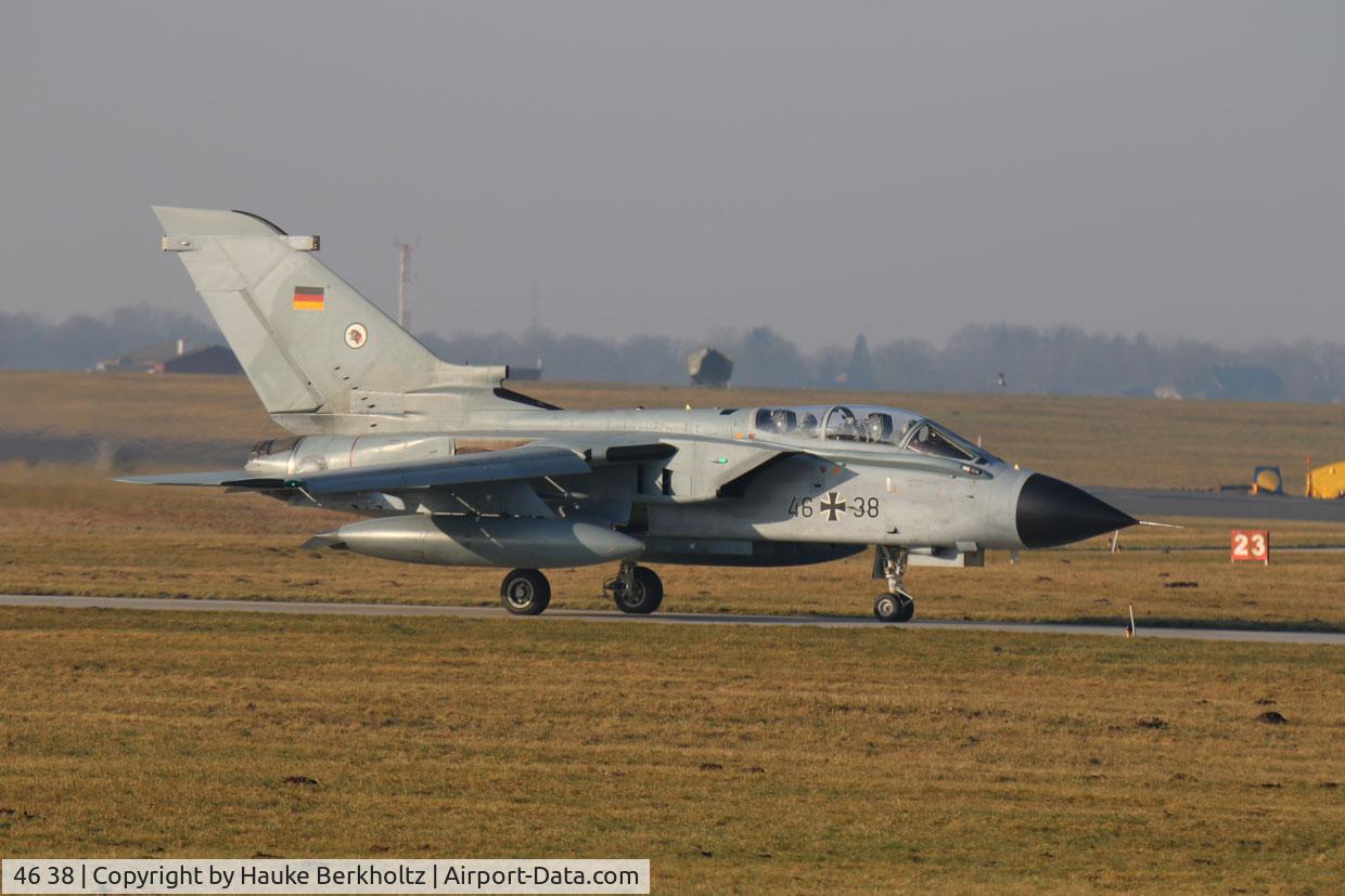 46 38, Panavia Tornado ECR C/N 856/GS271/4338, new paintsheme