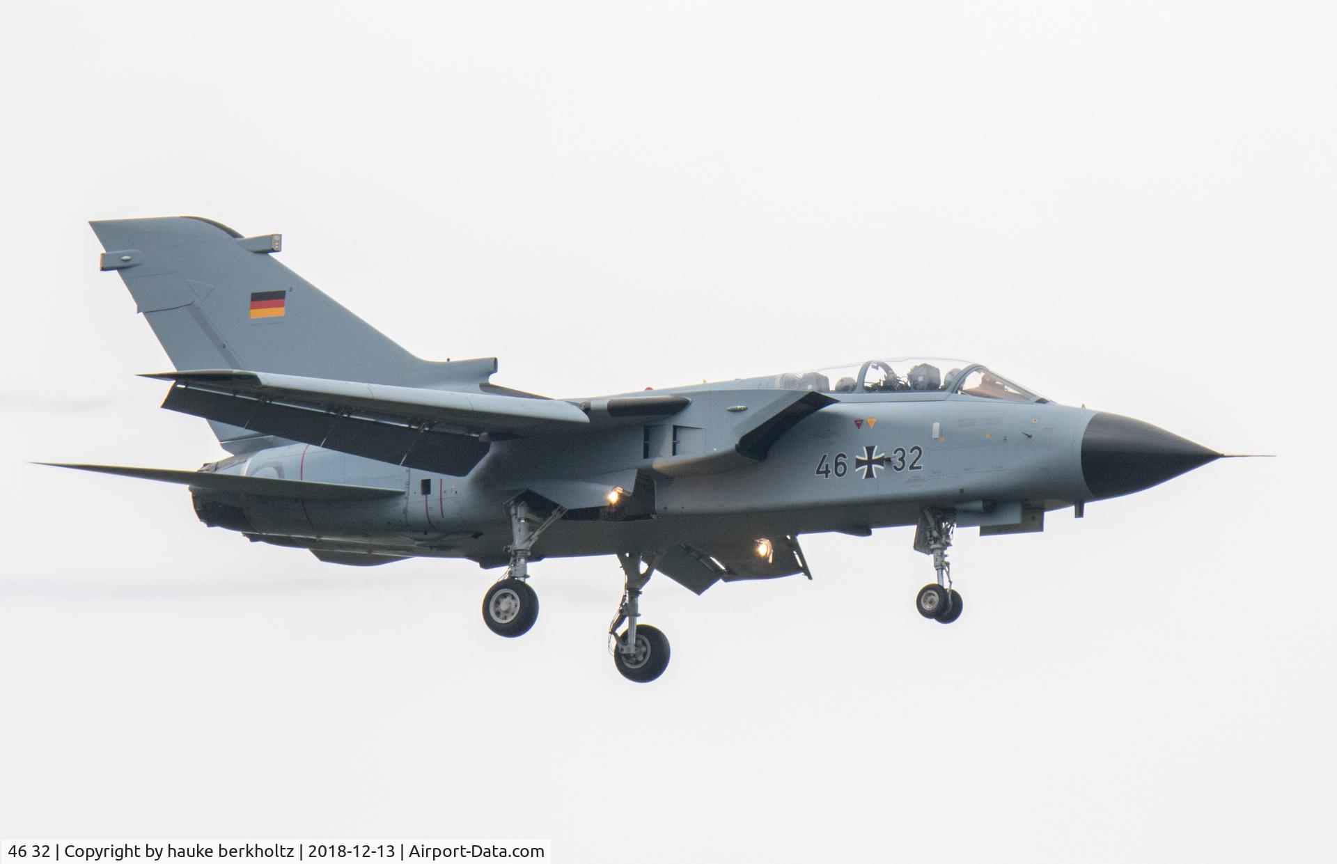 46 32, Panavia Tornado ECR C/N 842/GS265/4332, schleswig / Jagel