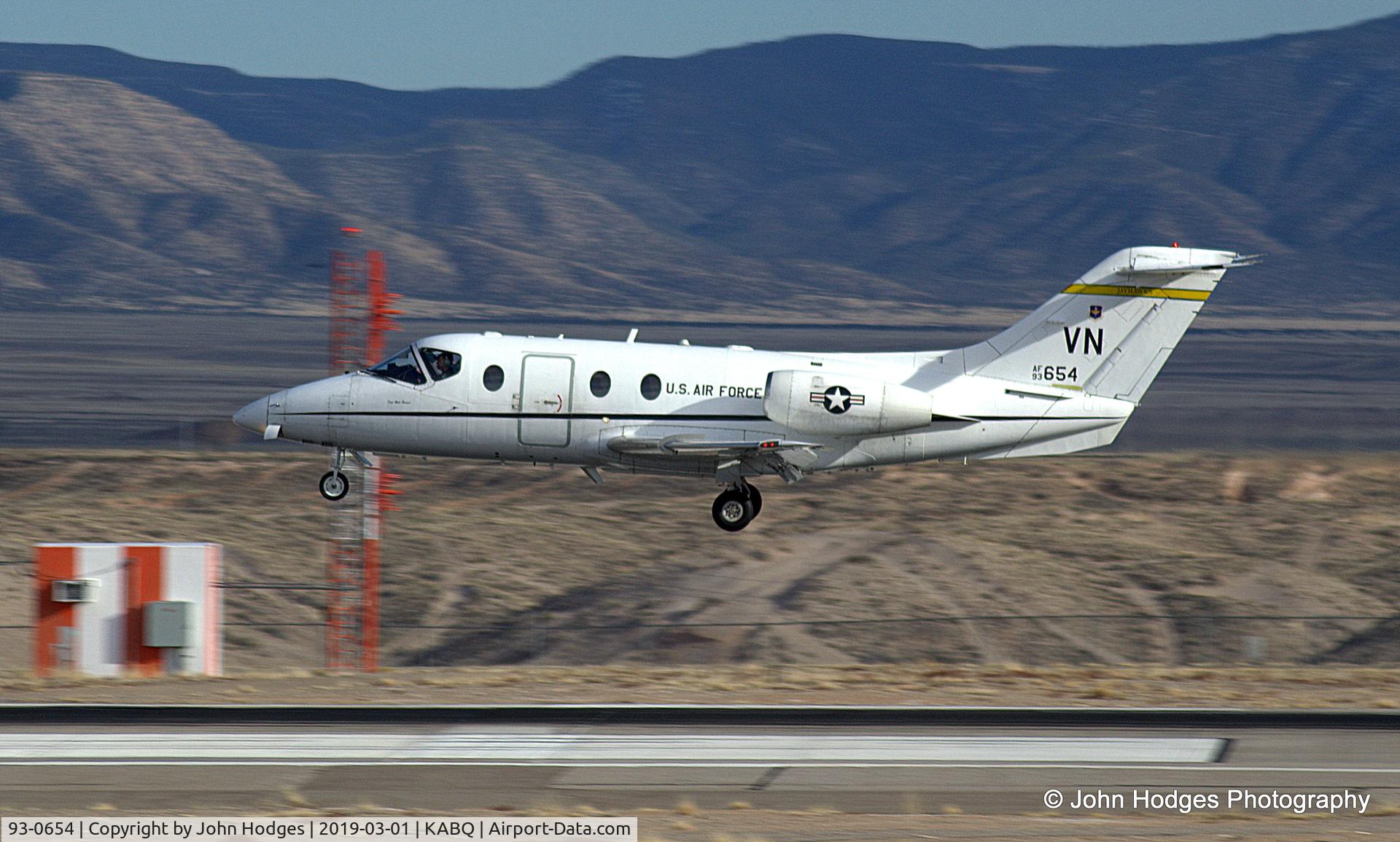 93-0654, 1993 Raytheon T-1A Jayhawk C/N TT-111, Some Okies visiting KABQ