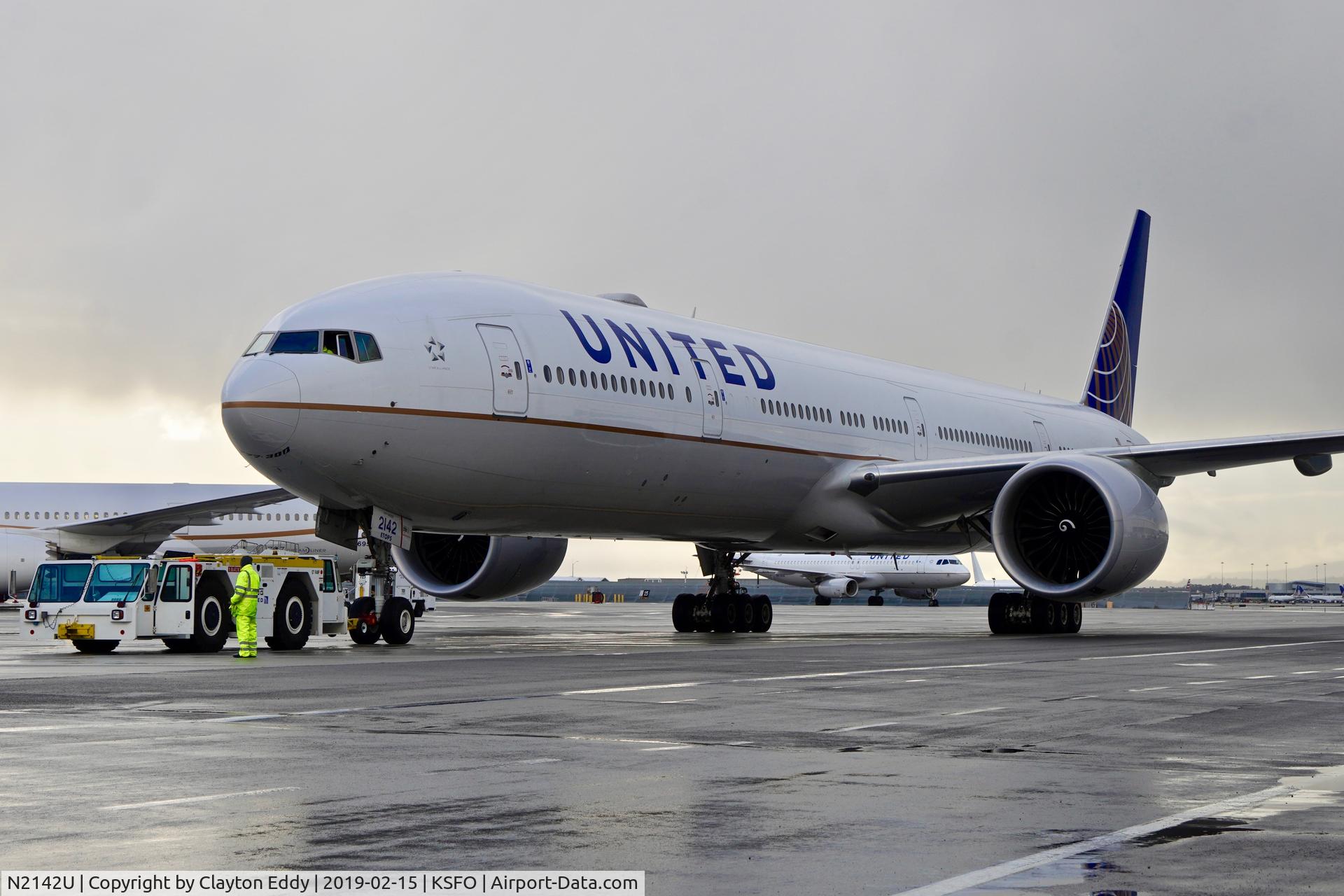 N2142U, 2017 Boeing 777-300/ER C/N 63722, SFO 2019.