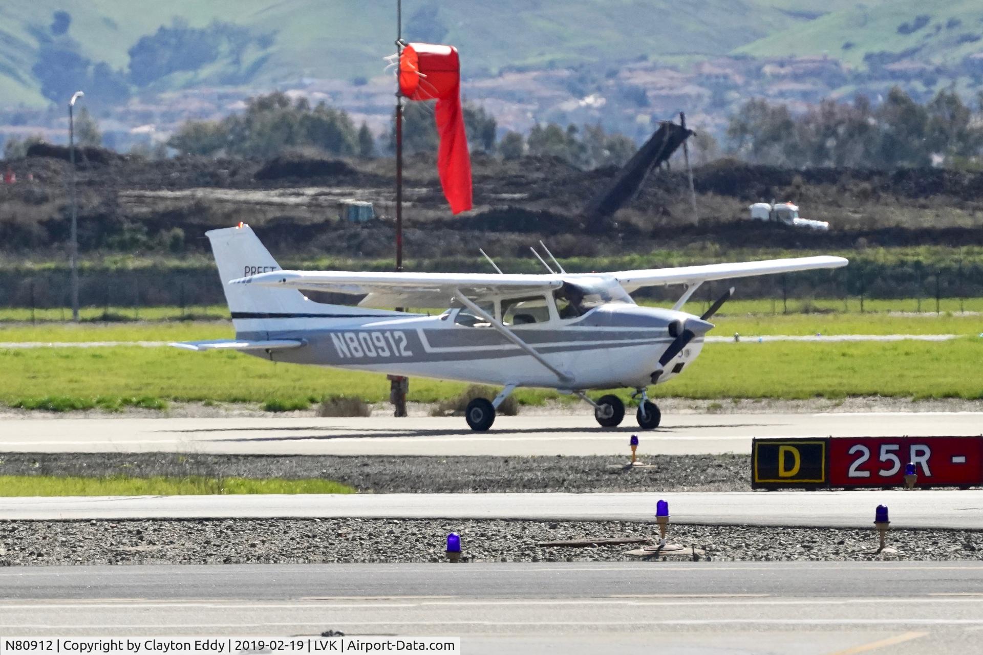 N80912, 1976 Cessna 172M C/N 17266798, Livermore Airport California 2019.