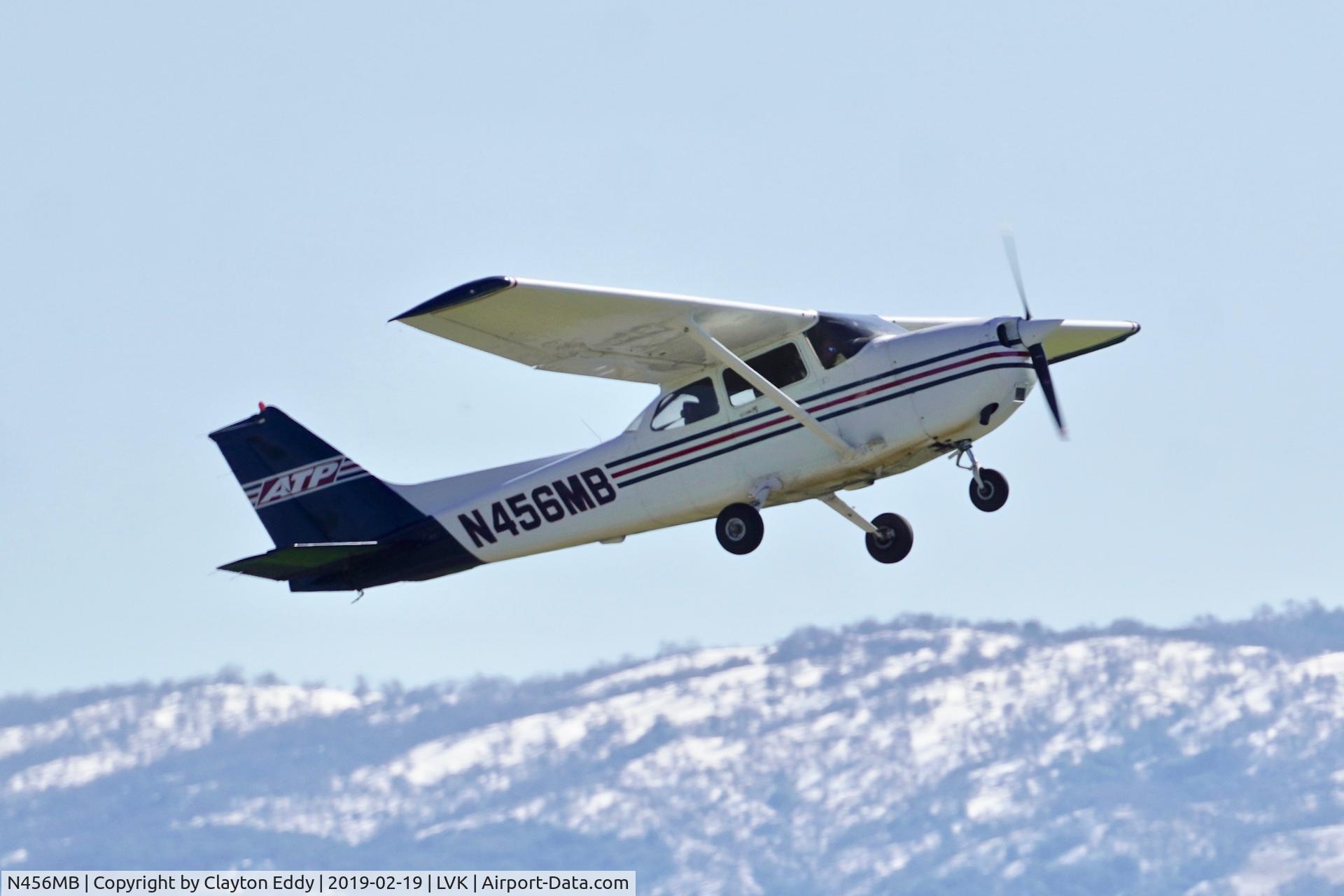 N456MB, 1997 Cessna 172R C/N 17280033, Livermore Airport California 2019.
