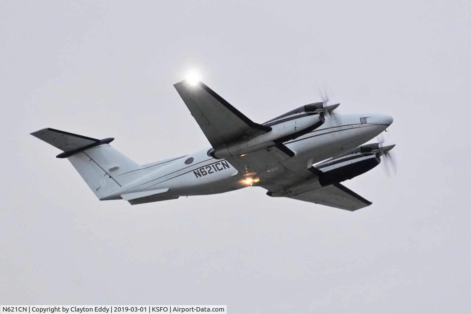 N621CN, 2008 Hawker Beechcraft B200GT Super King Air King Air C/N BY-44, Departing SFO 2019.