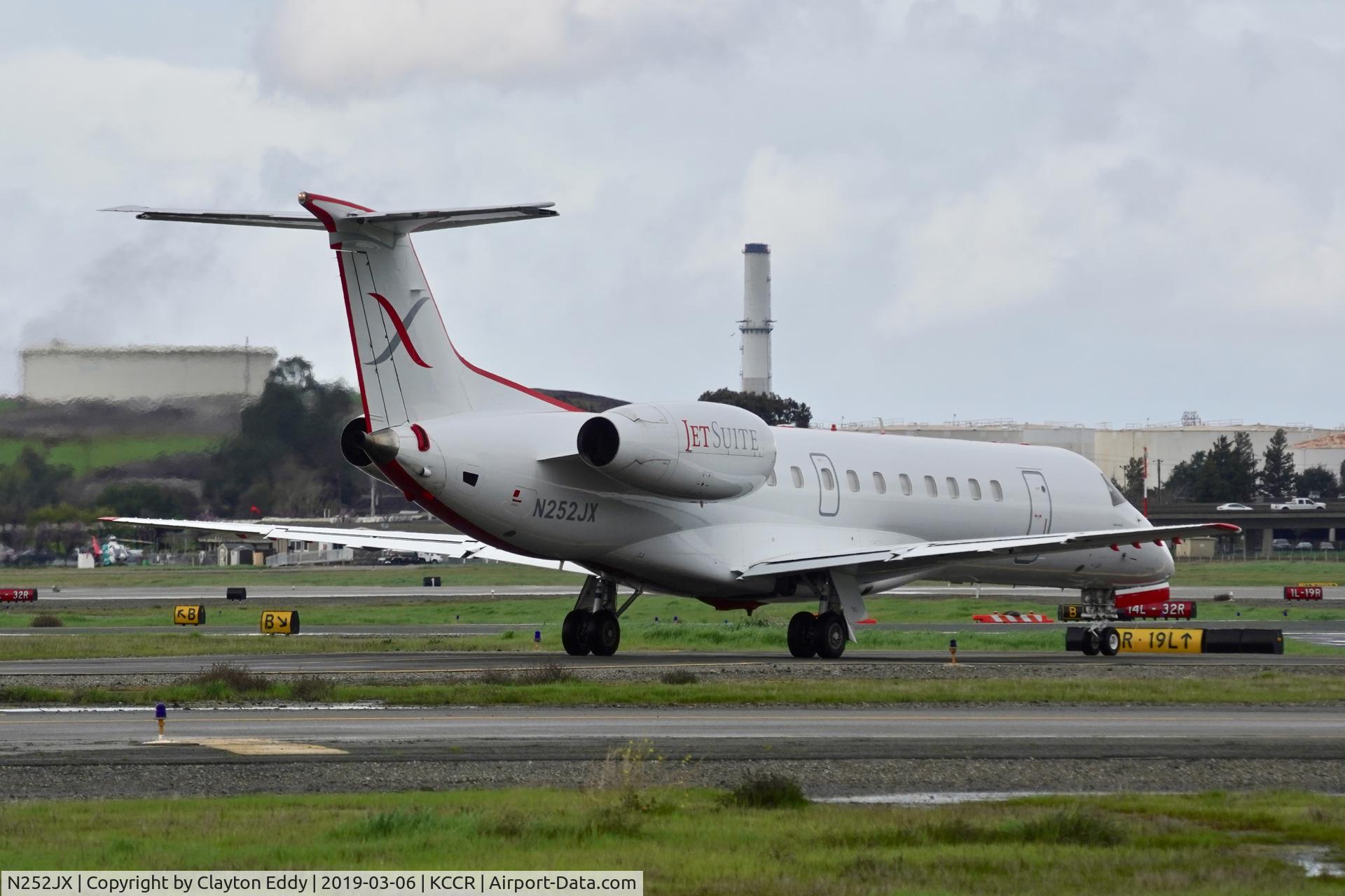 N252JX, 2000 Embraer ERJ-135LR (EMB-135LR) C/N 145276, Buchanan Field Concord California 2019.