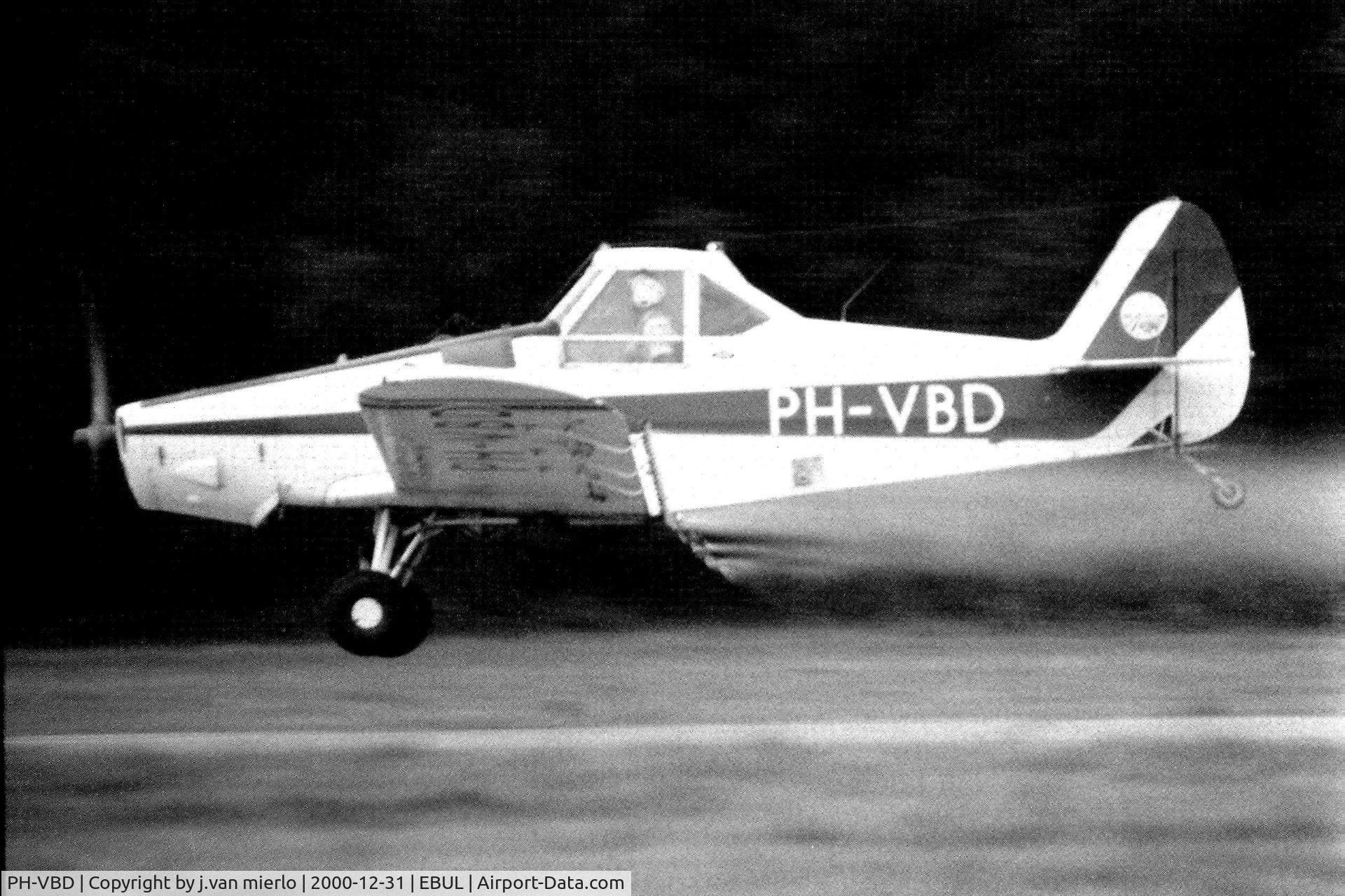 PH-VBD, Piper PA-25-260 Pawnee C/N 25-5345, Ursel air show impressive performance