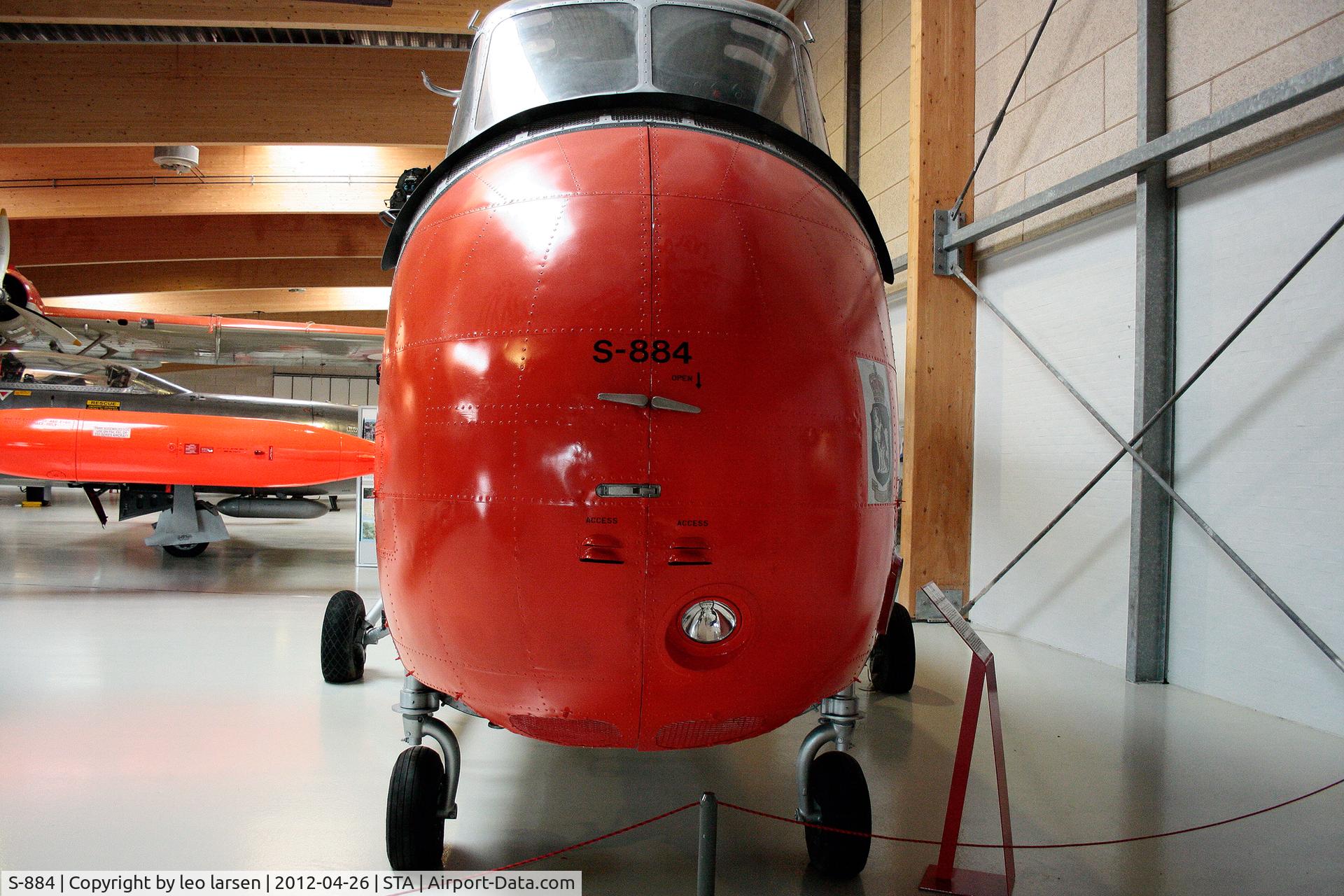 S-884, Sikorsky S-55C C/N 55-1032, Stauning Museum 26.4.2012