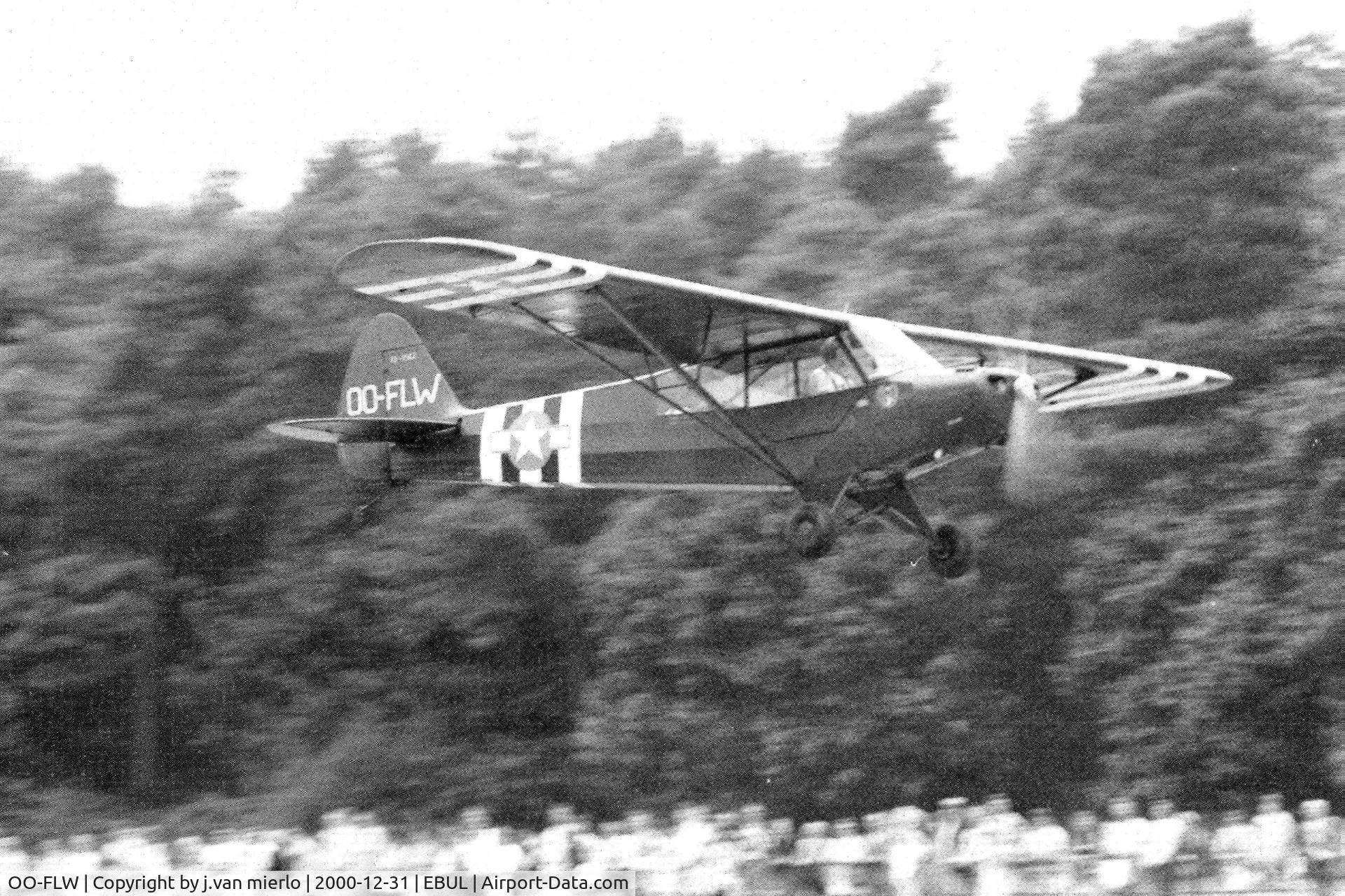 OO-FLW, 1951 Piper L-18C Super Cub (PA-18-95) C/N 18-1562, Ursel air show