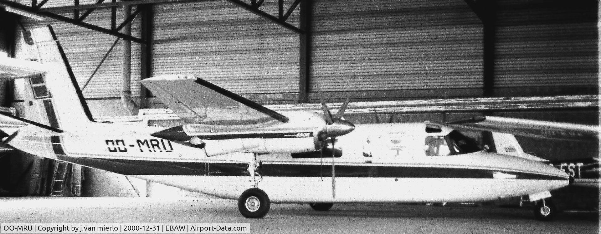 OO-MRU, 1977 Rockwell Commander 690B C/N 11374, Antwerp