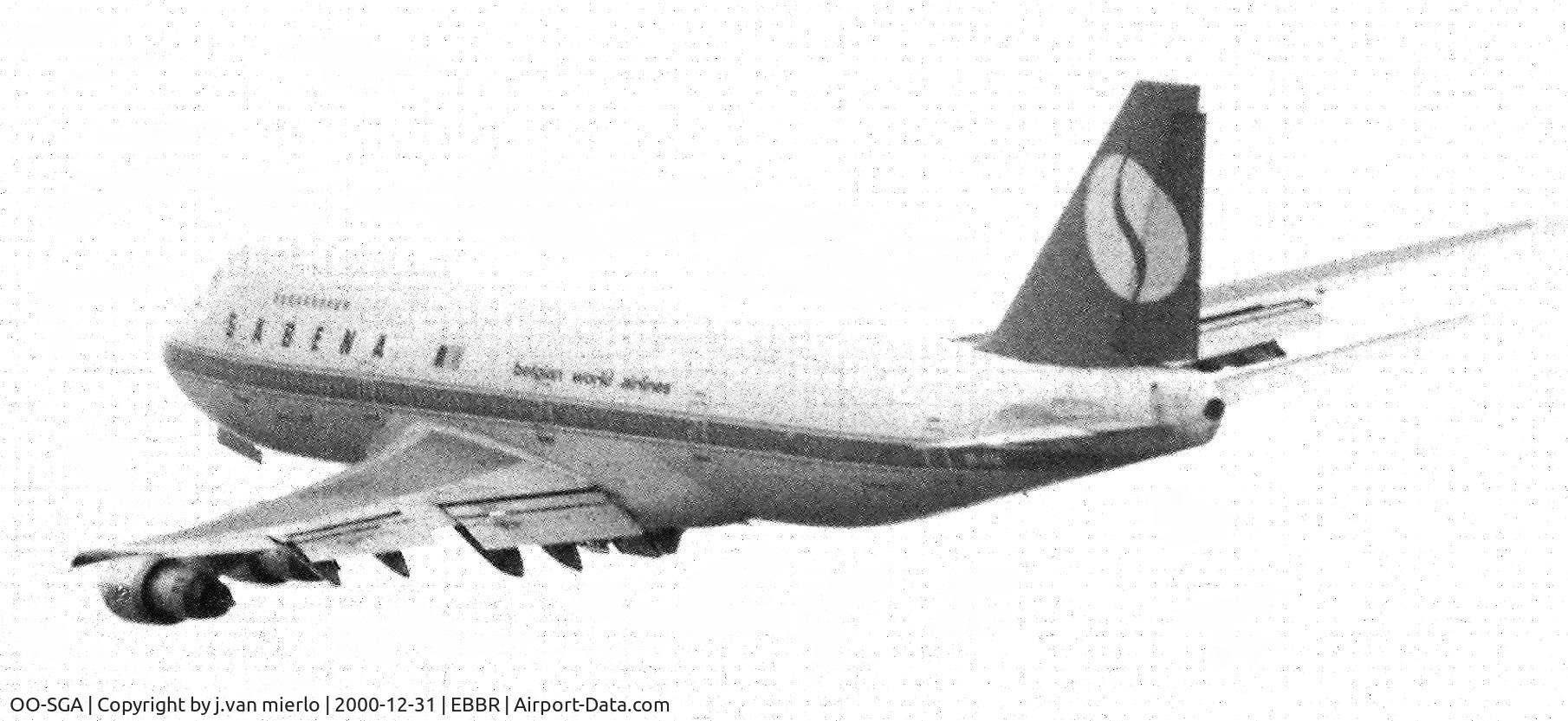 OO-SGA, 1970 Boeing 747-129 C/N 20401, Airborne from EBBR 25R and banking