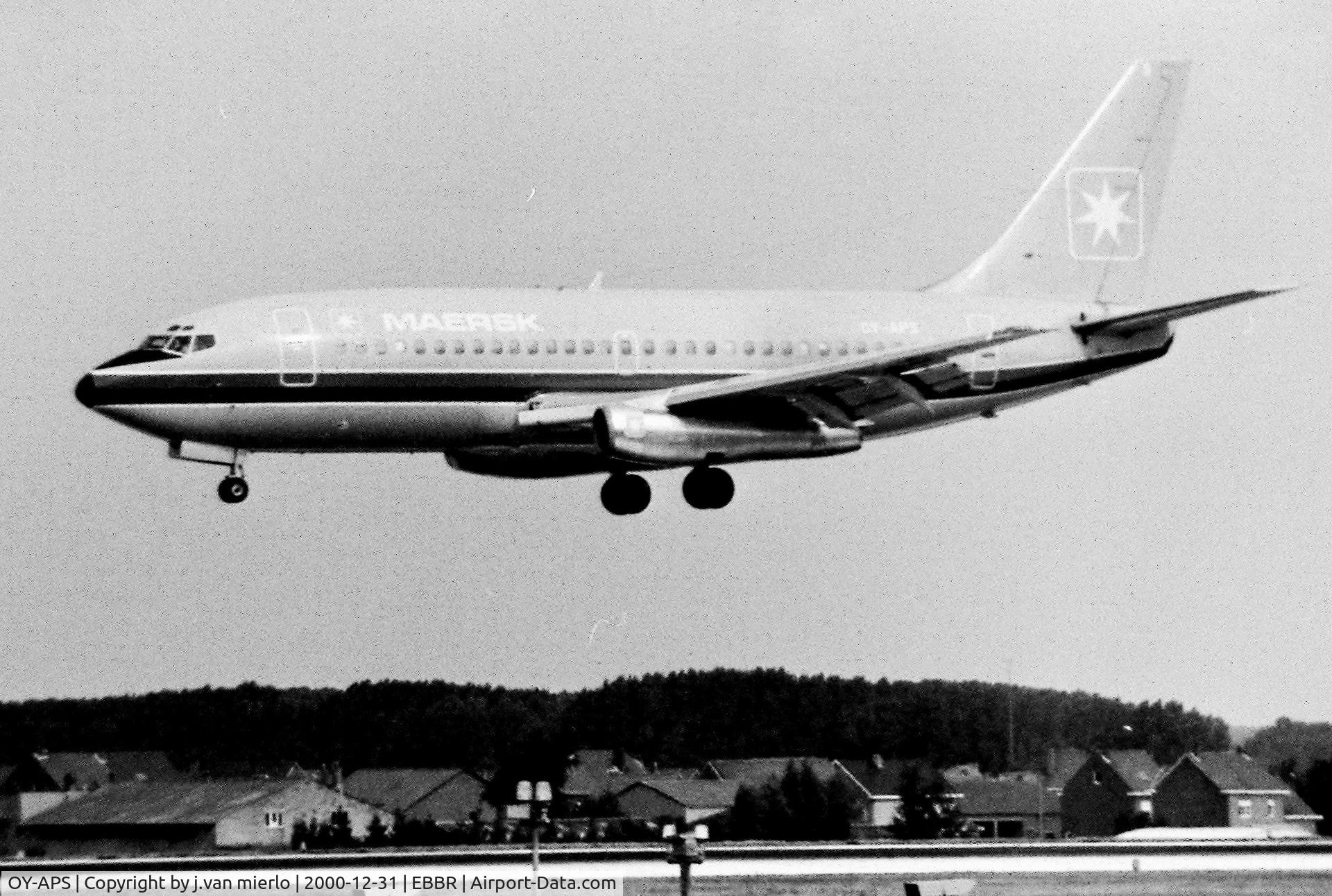 OY-APS, 1980 Boeing 737-2L9 C/N 22408, Landing 25l at Brussels