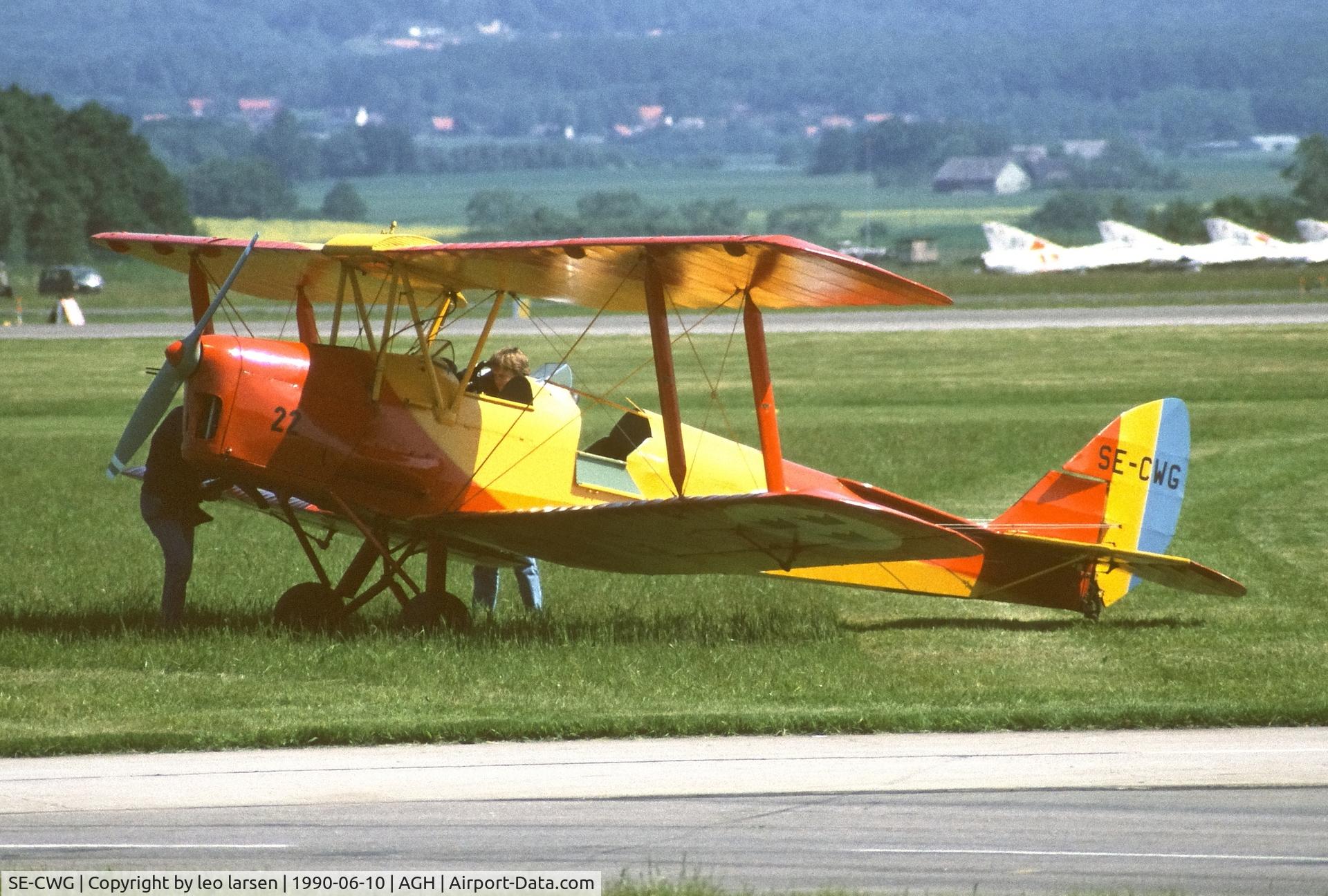 SE-CWG, 1935 De Havilland DH-82A Tiger Moth II C/N 3364, Ängelholm F.10 10.6.1990