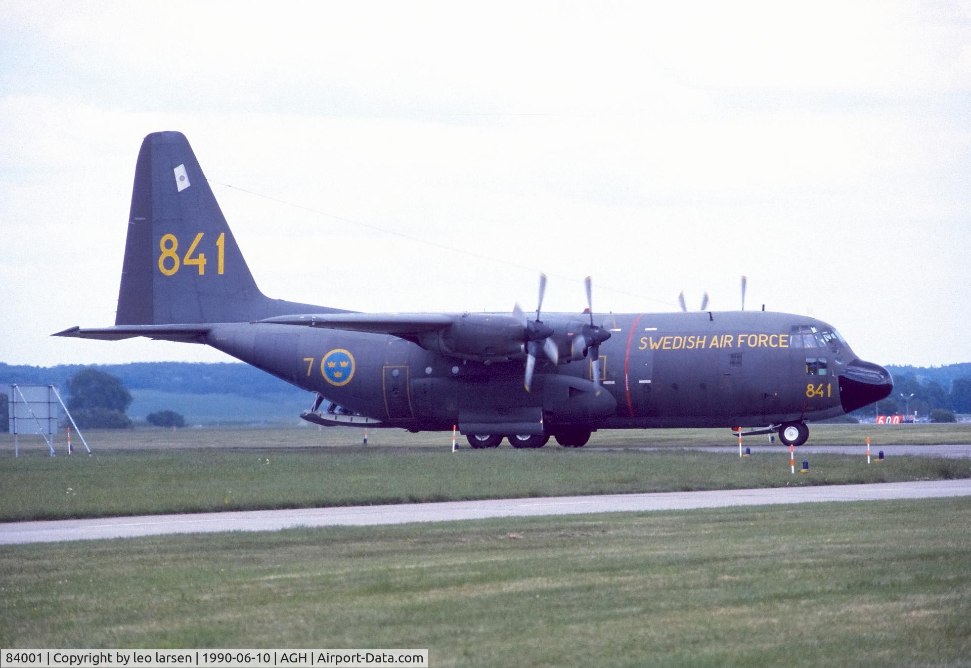 84001, 1964 Lockheed C-130H Hercules C/N 382-4039, Ängelholm F.10 Air Show 10.6.1990