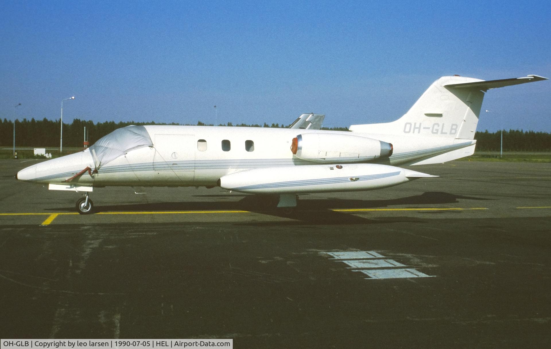 OH-GLB, 1973 Learjet 24D C/N 24D-262, Helsinki 5.7.1990