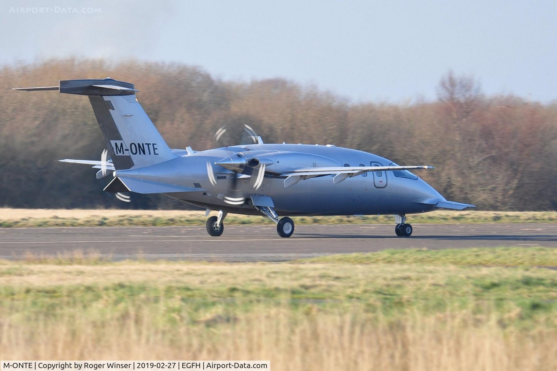 M-ONTE, 2009 Piaggio P-180 Avanti II C/N 1176, Visiting Avanti II departing Runway 04