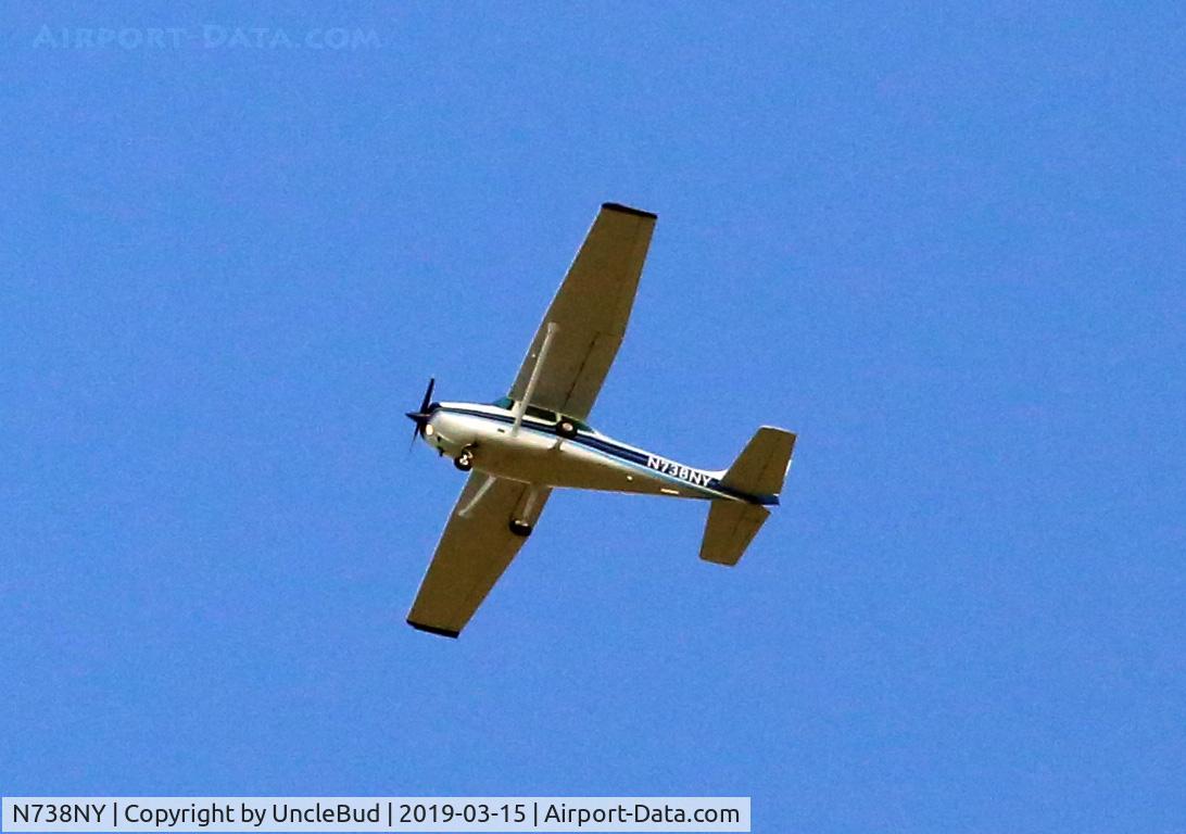 N738NY, 1977 Cessna 172N C/N 17270119, Single engine plane flying over. Canon 6D 300mm