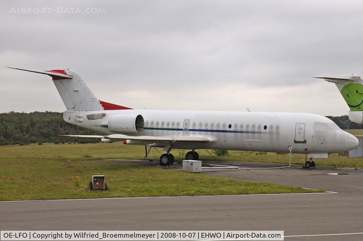 OE-LFO, 1995 Fokker 70 (F-28-0070) C/N 11559, Stored at WOE after repair (damaged during emergency landing near Munich Airport)