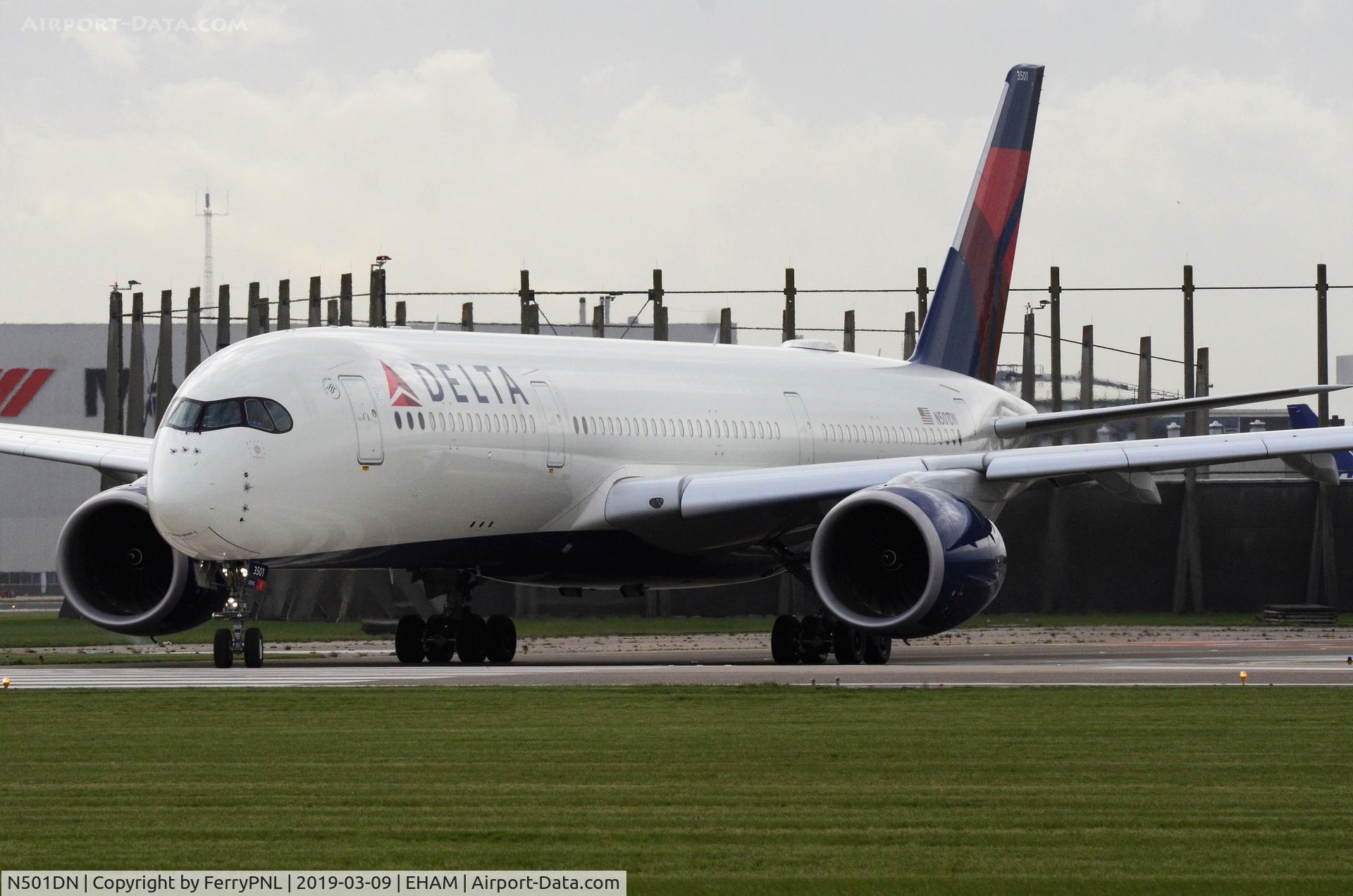 N501DN, 2017 Airbus A350-941 C/N 0115, Delta A359 about to depart