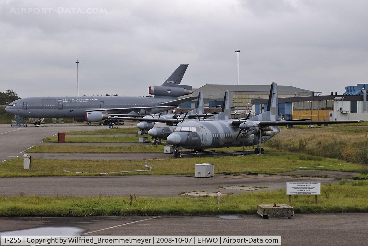 T-255, 1978 McDonnell Douglas DC-10-30F C/N 46987, Royal Netherlands Air Force DC-10-30 and Fokker 60 parket at WOE
