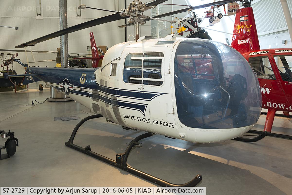 57-2729, 1957 Bell UH-13J Sioux C/N 1576, This was the first helicopter to fly a U.S. President. During civil defence exercise “Operation Alert” on July 12, 1957, Pres. Eisenhower was flown by Maj. J.E. Barrett, with a second H-13J Ranger following.