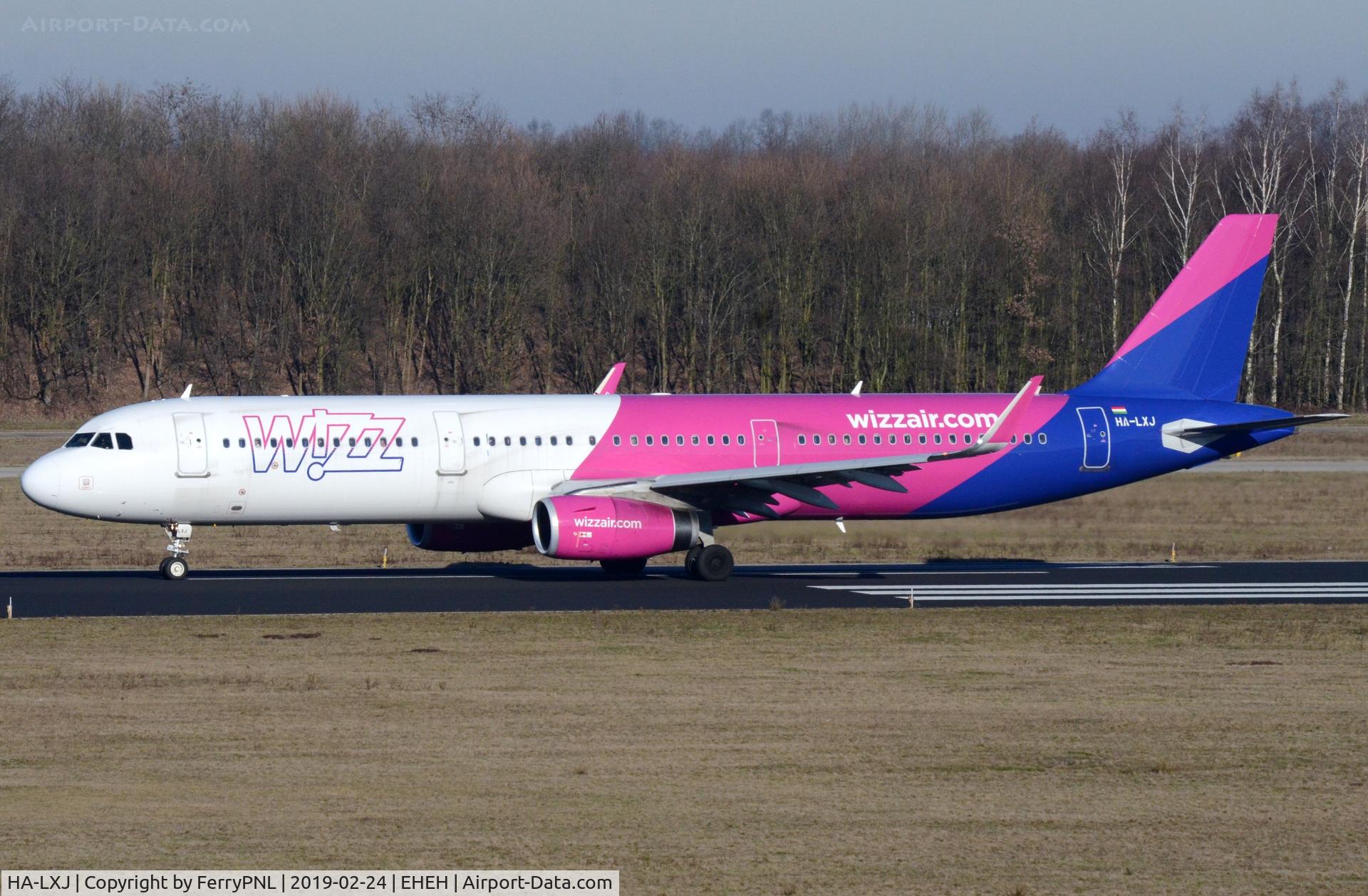HA-LXJ, 2016 Airbus A321-231 C/N 7316, Departure of Wizz A321