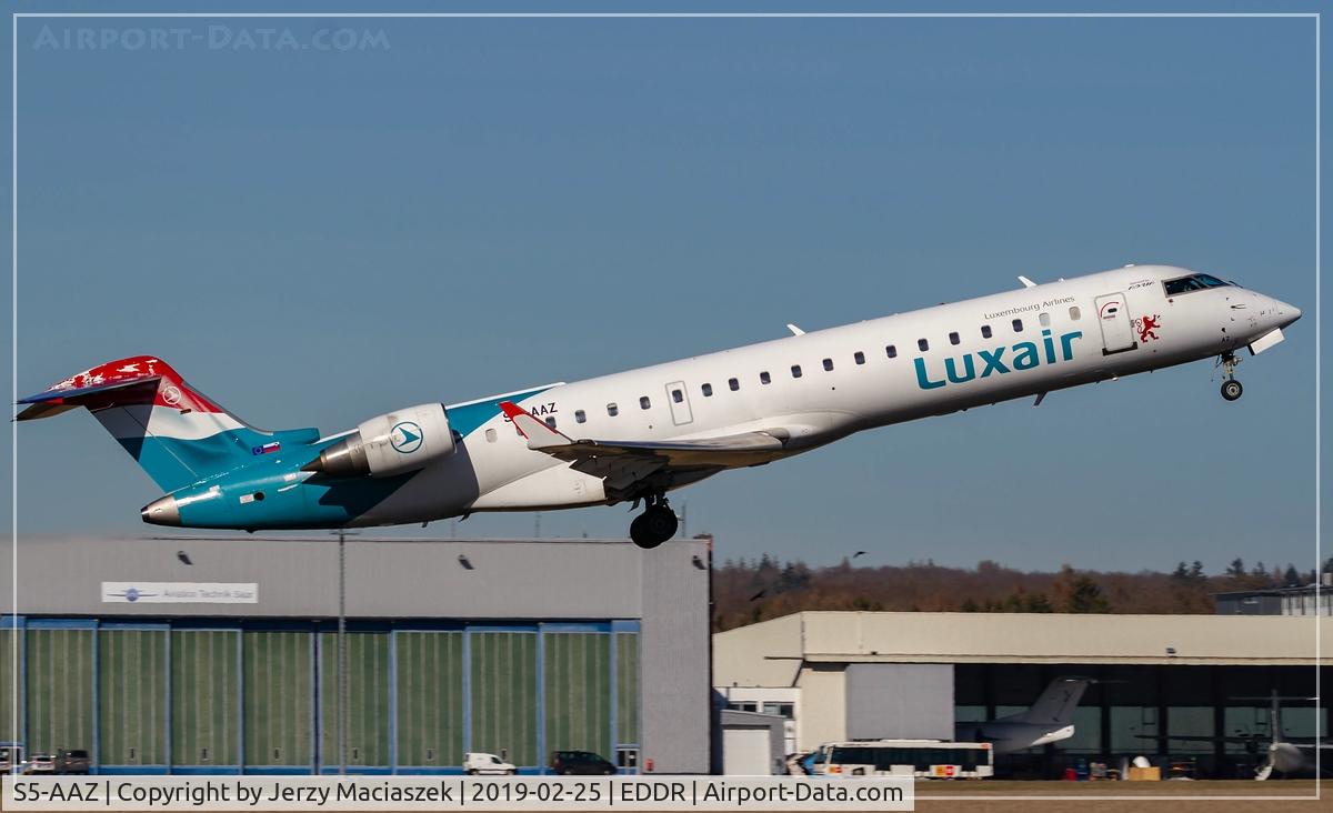 S5-AAZ, 2001 Canadair CRJ-700 (CL-600-2C10) Regional Jet C/N 10014, Canadair CRJ-700 (CL-600-2C10) Regional Je