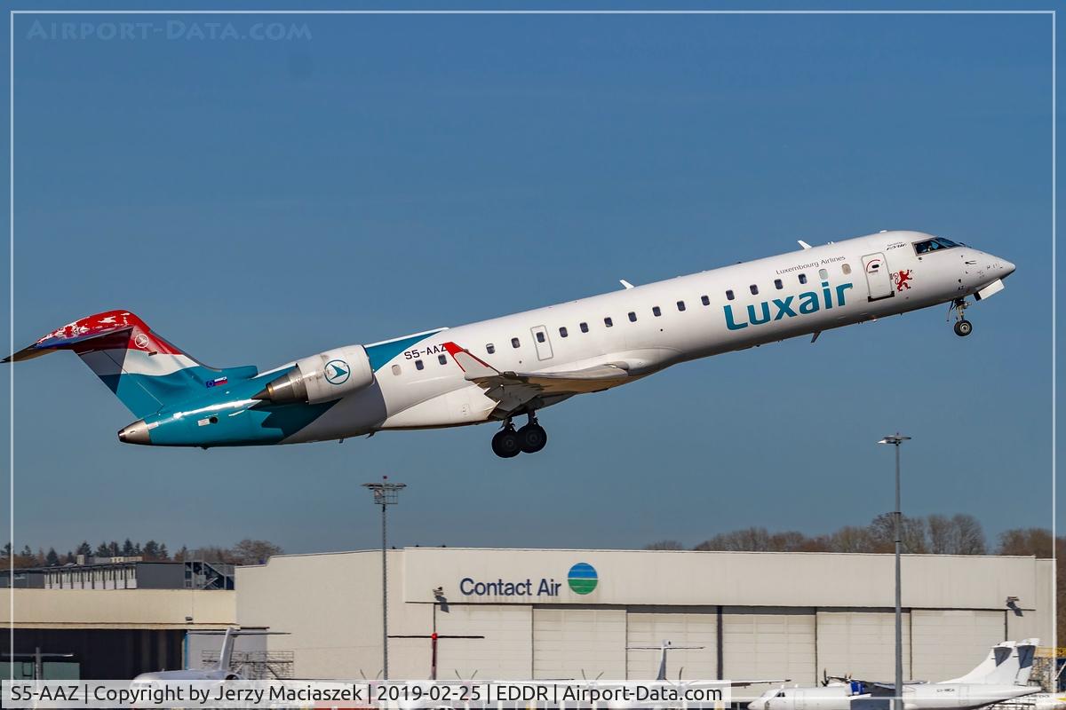 S5-AAZ, 2001 Canadair CRJ-700 (CL-600-2C10) Regional Jet C/N 10014, Canadair CRJ-700 (CL-600-2C10) Regional Je
