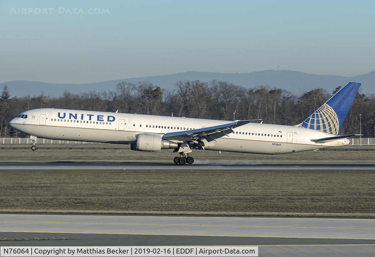 N76064, 2002 Boeing 767-424/ER C/N 29459, N76064