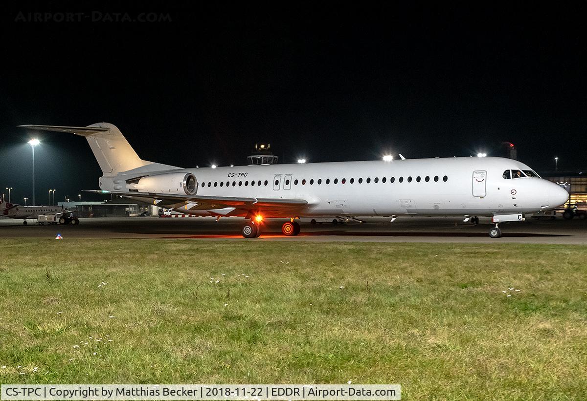 CS-TPC, 1990 Fokker 100 (F-28-0100) C/N 11287, CS-TPC