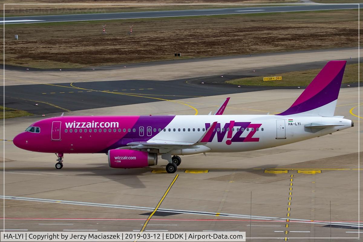 HA-LYI, 2014 Airbus A320-232 C/N 6352, Airbus A320-232