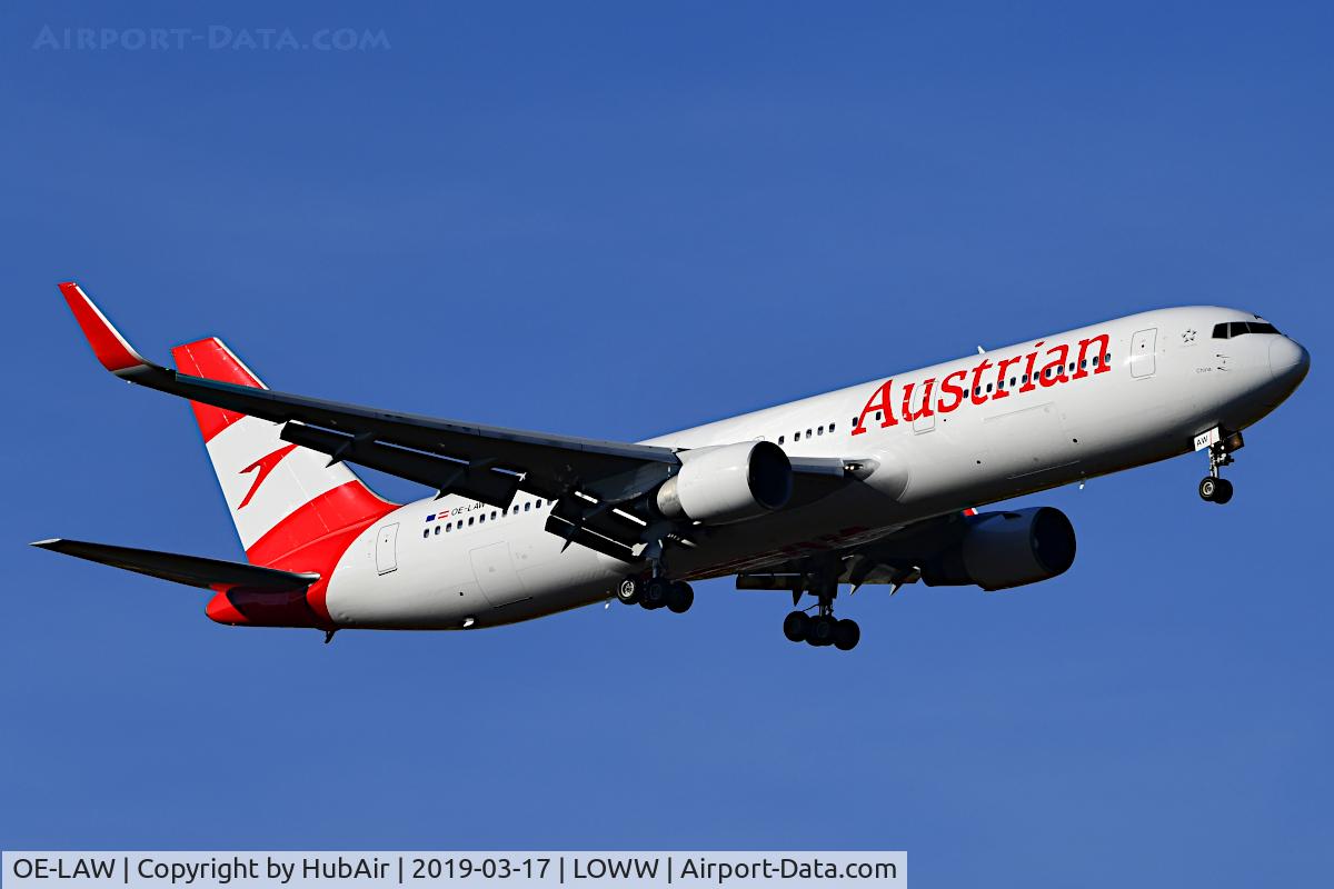 OE-LAW, 1992 Boeing 767-3Z9/ER C/N 26417, First 767 in new Austrian Colors approaching RWY 11 VIE