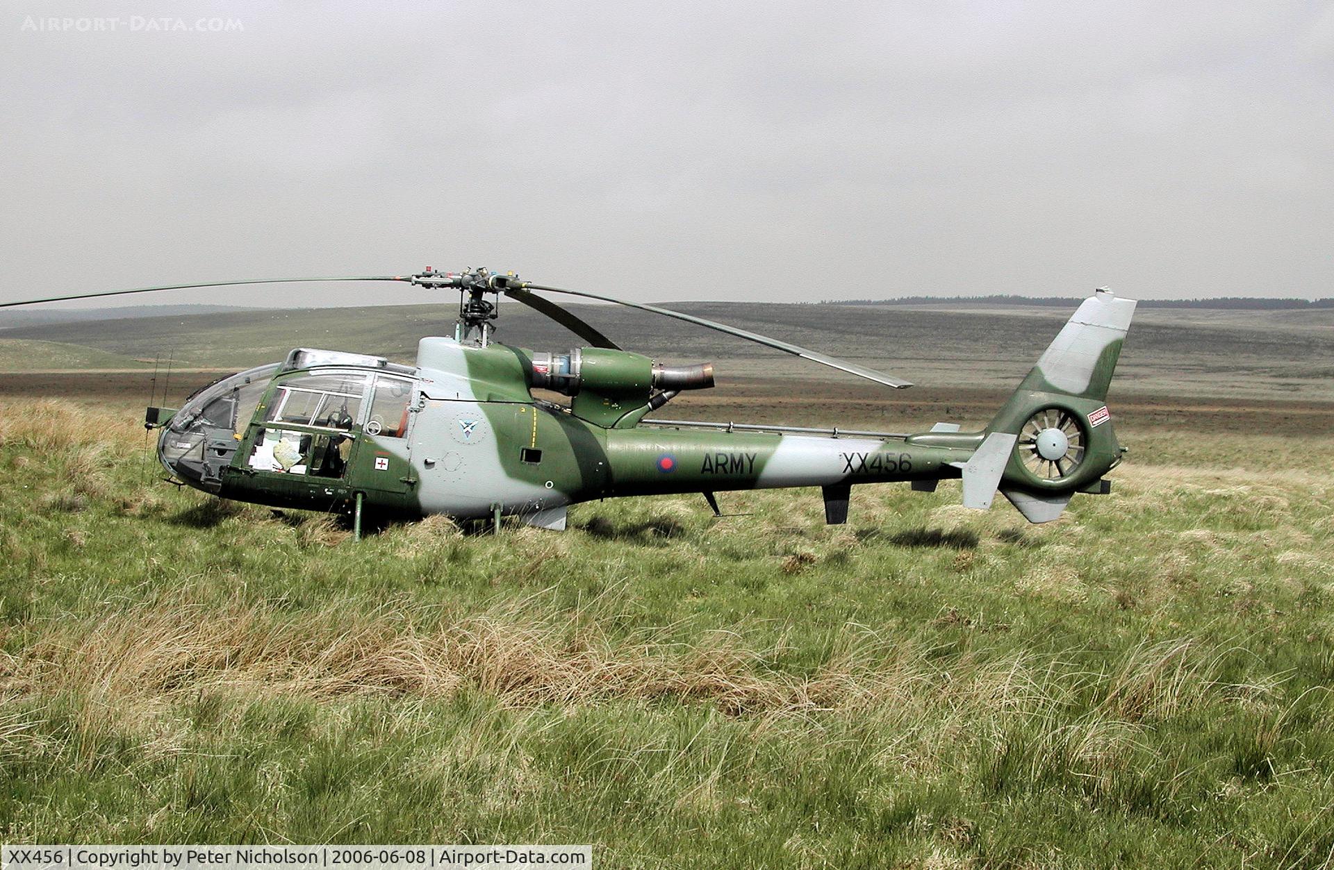 XX456, 1976 Westland SA-341B Gazelle AH1 C/N 1465, Gazelle AH.1, callsign Army Air 763, of 3(V) Flight Army Air Corps in action in the Summer of 2006.
