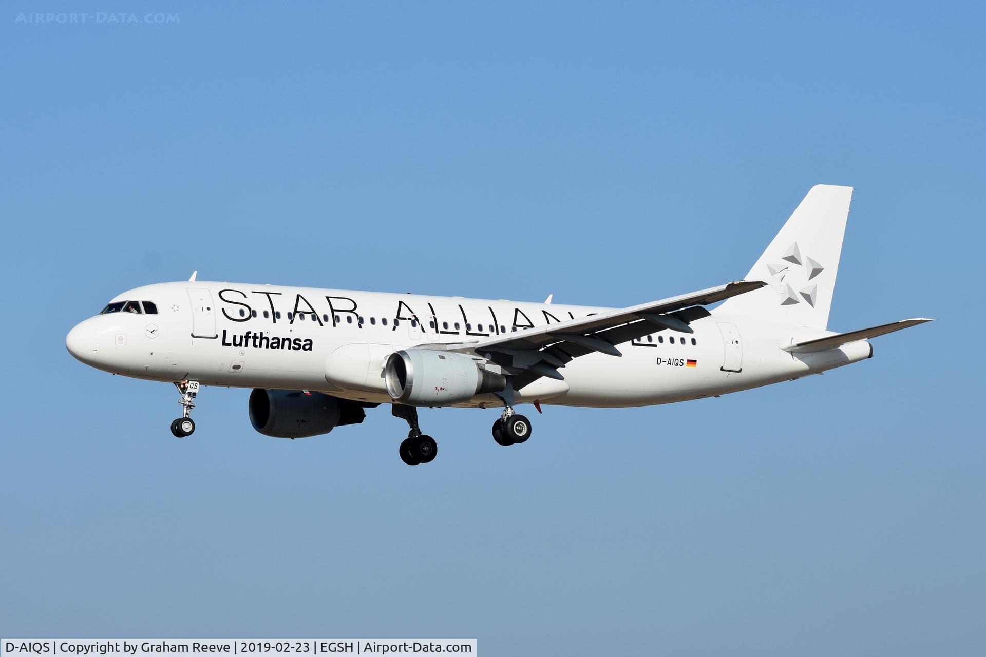 D-AIQS, 1993 Airbus A320-211 C/N 401, Landing at Norwich.