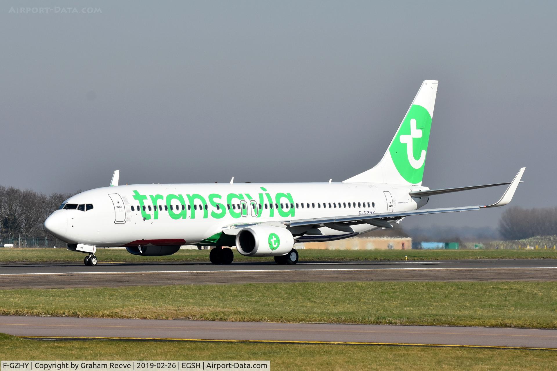 F-GZHY, 2016 Boeing 737-8K2 C/N 41344, Departing from Norwich.