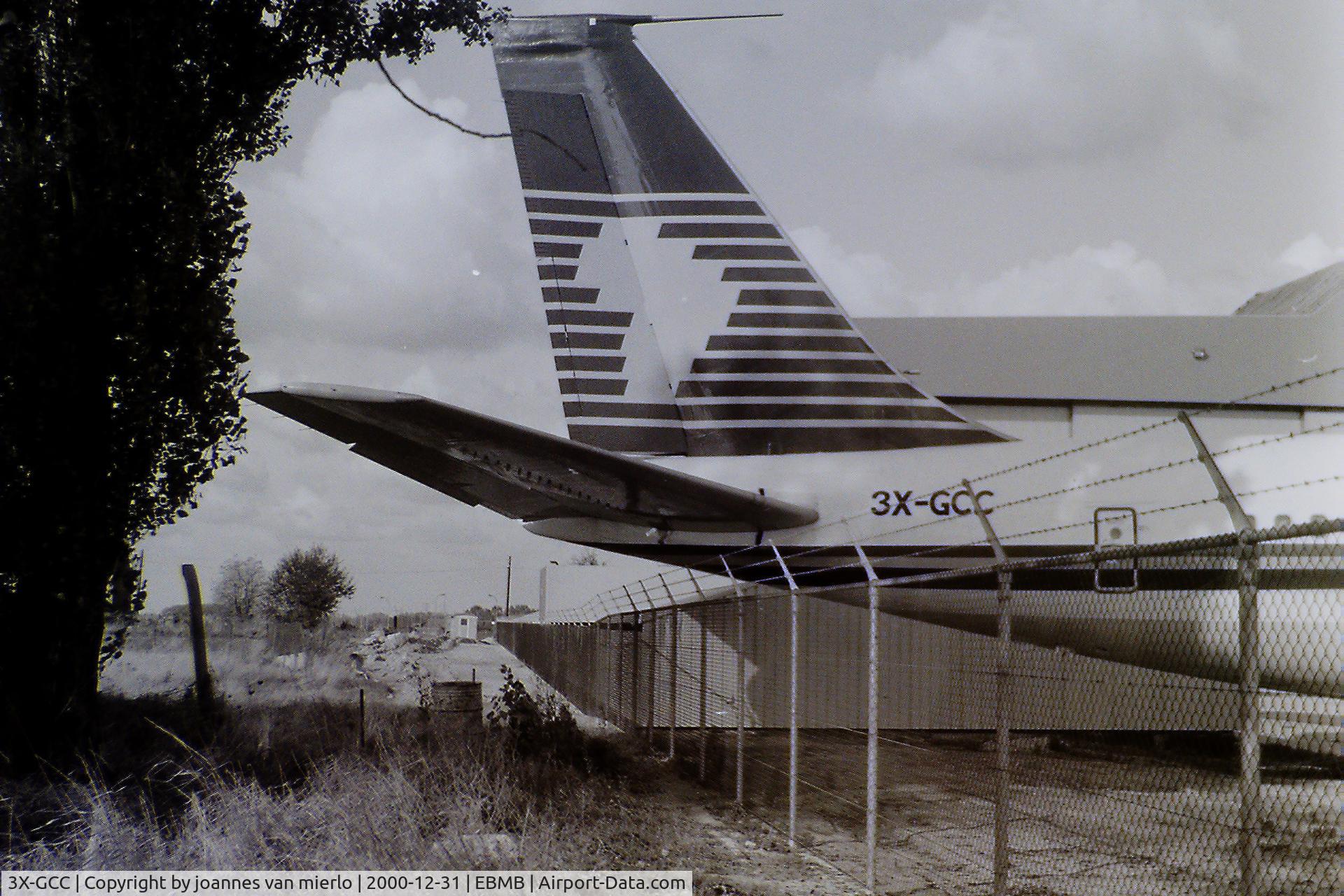 3X-GCC, 1967 Boeing 707-328B C/N 19291, The neighbours had no idea yet….