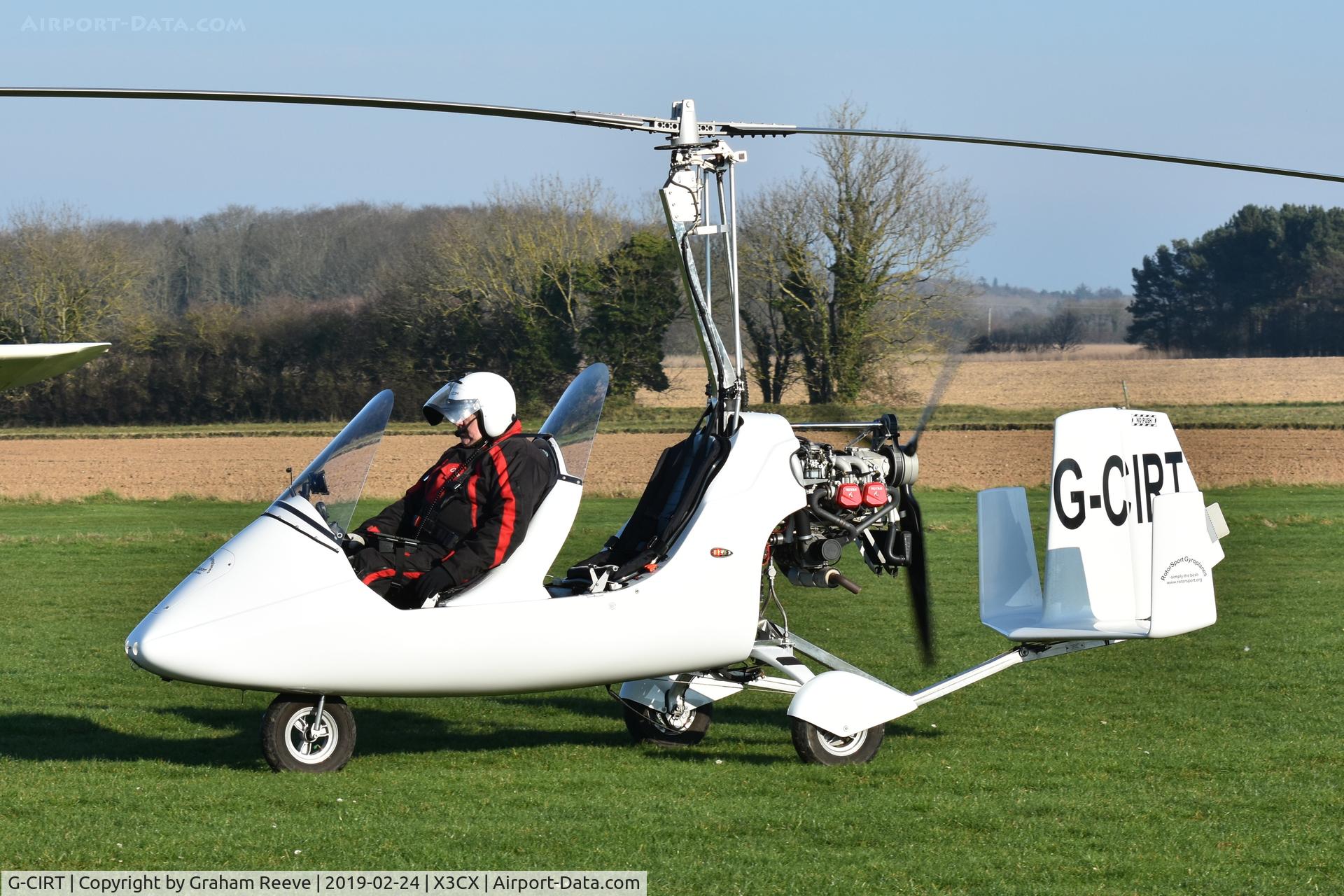 G-CIRT, 2015 RotorSport UK MTOsport C/N RSUK/MTOS/059, On the ground at Northrepps.