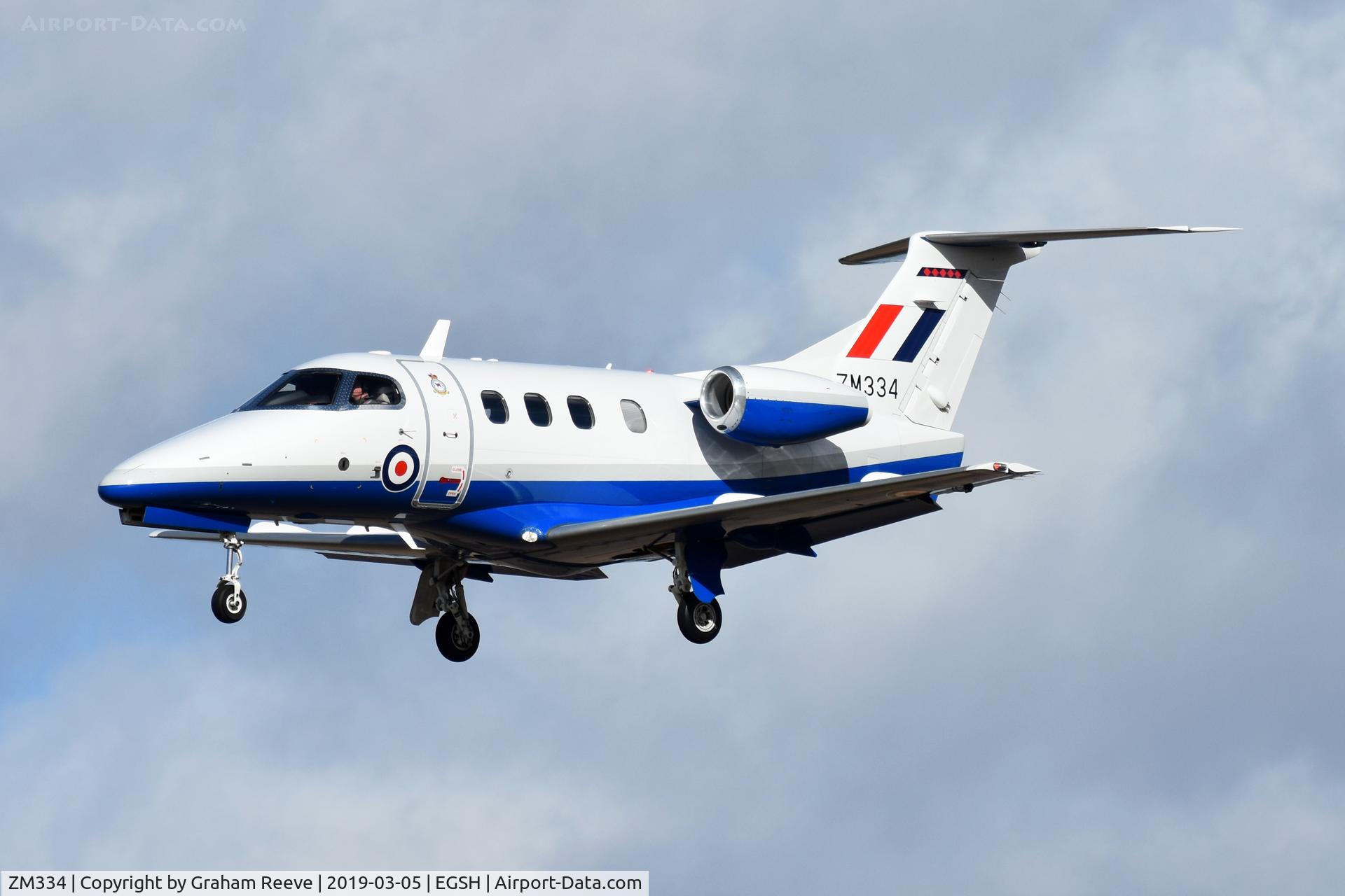 ZM334, 2017 Embraer EMB-500 Phenom T1 C/N 50000377, On approach to Norwich.