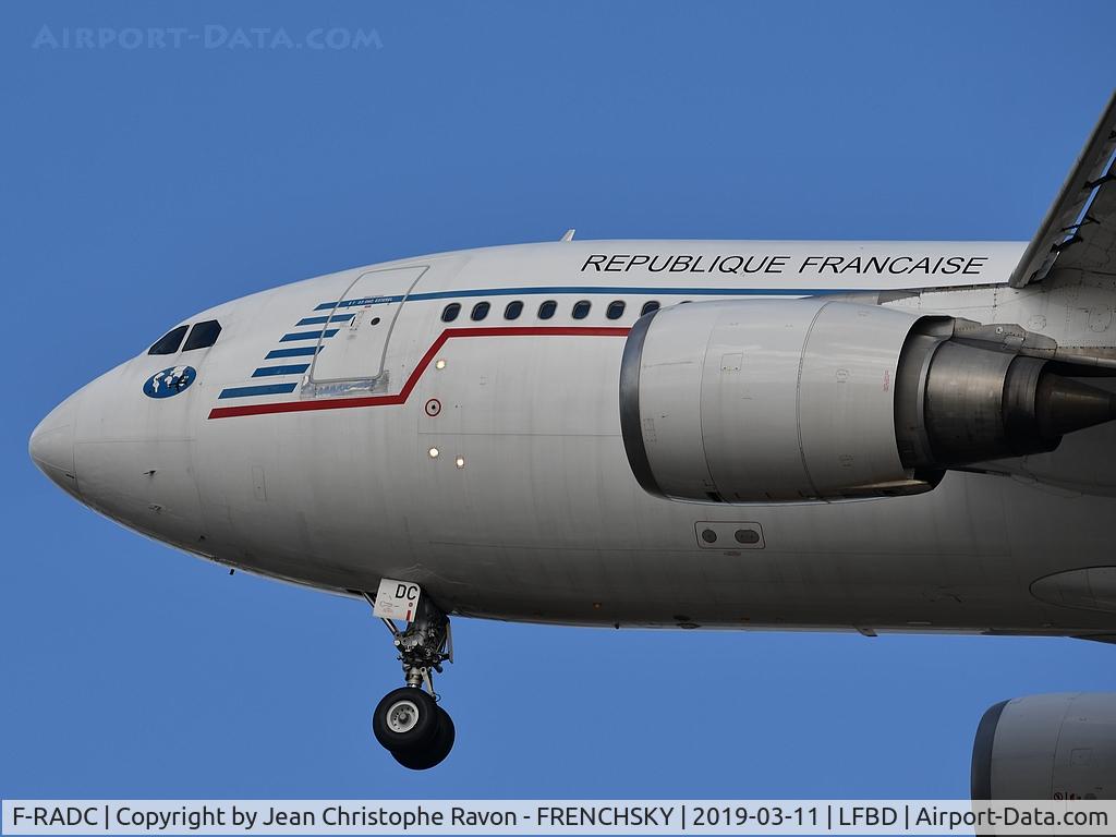 F-RADC, 1988 Airbus A310-304 C/N 418, French Air Force COTAM landing runway 23